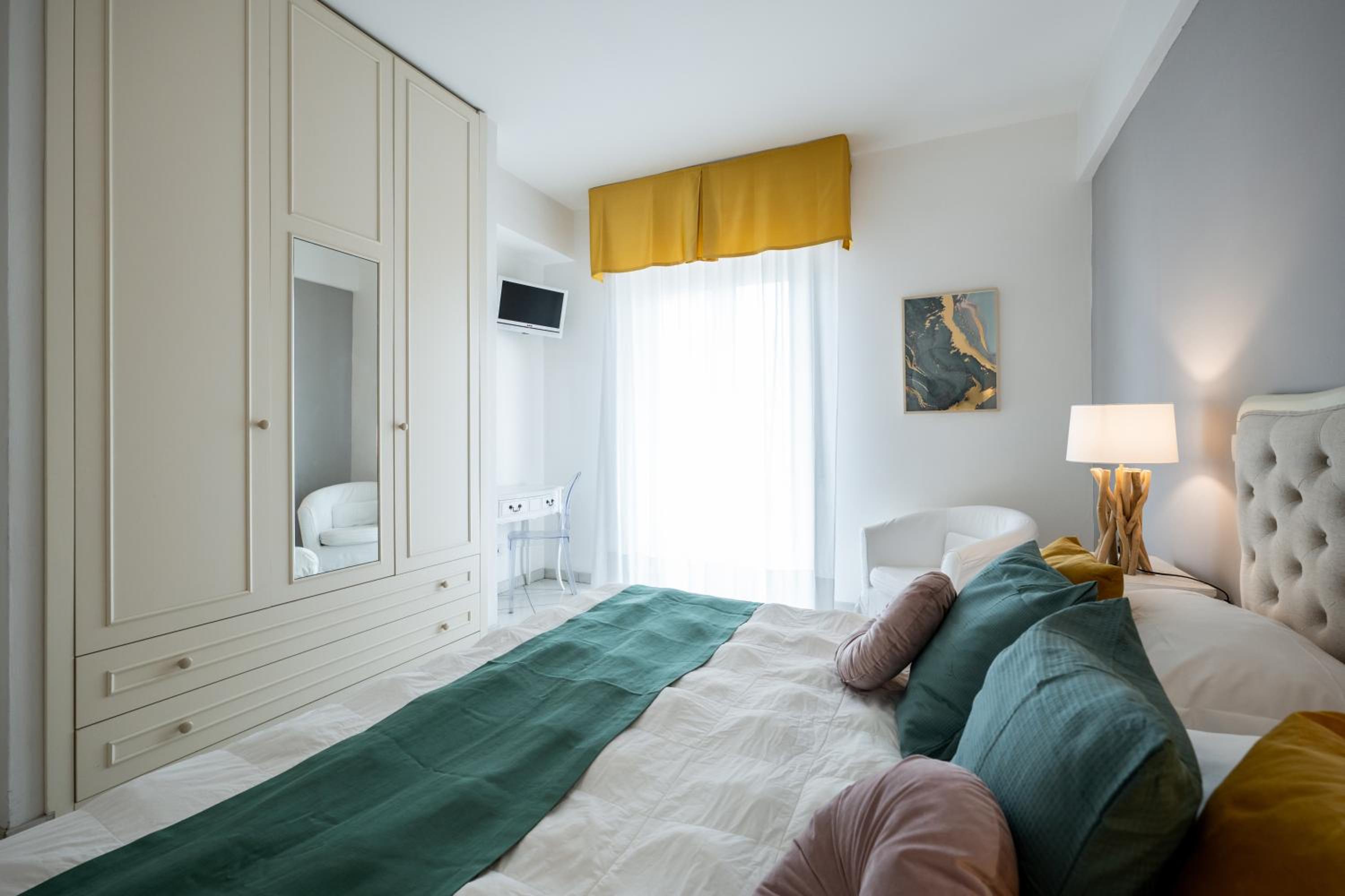 Superior Triple Room - Photo 1
