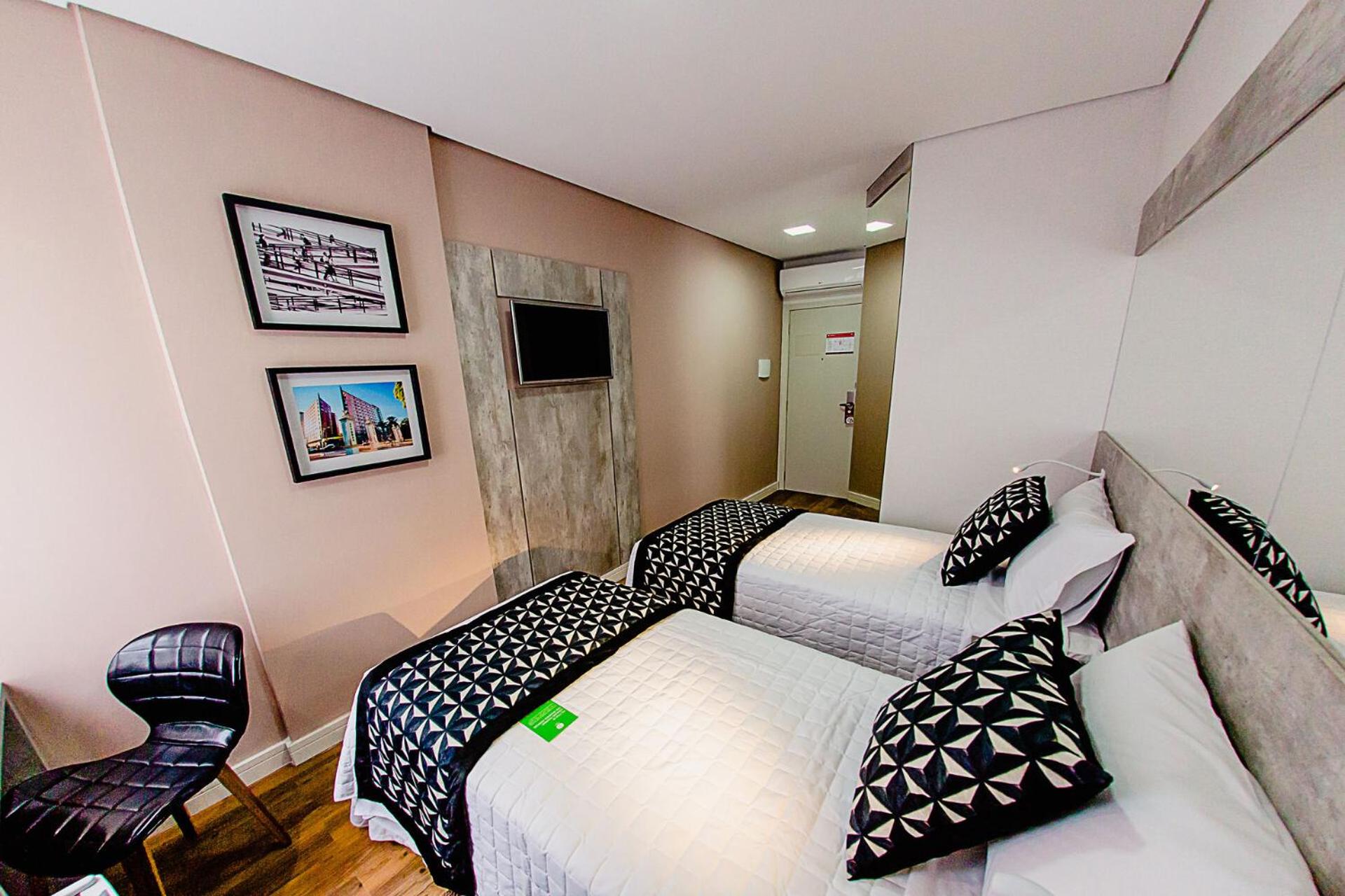 Luxury Triple Room photo 1