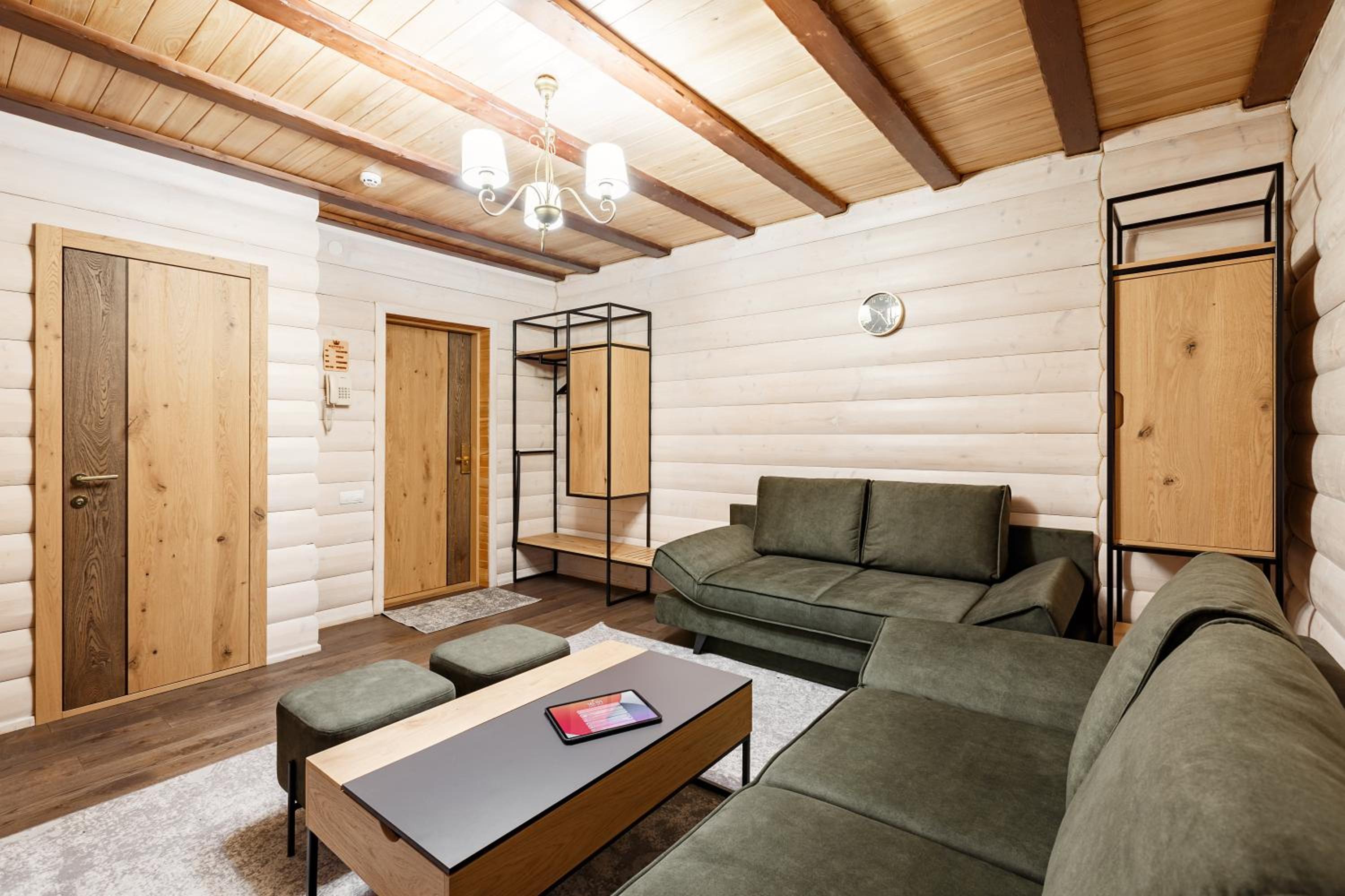 Family Room with Terrace photo 1