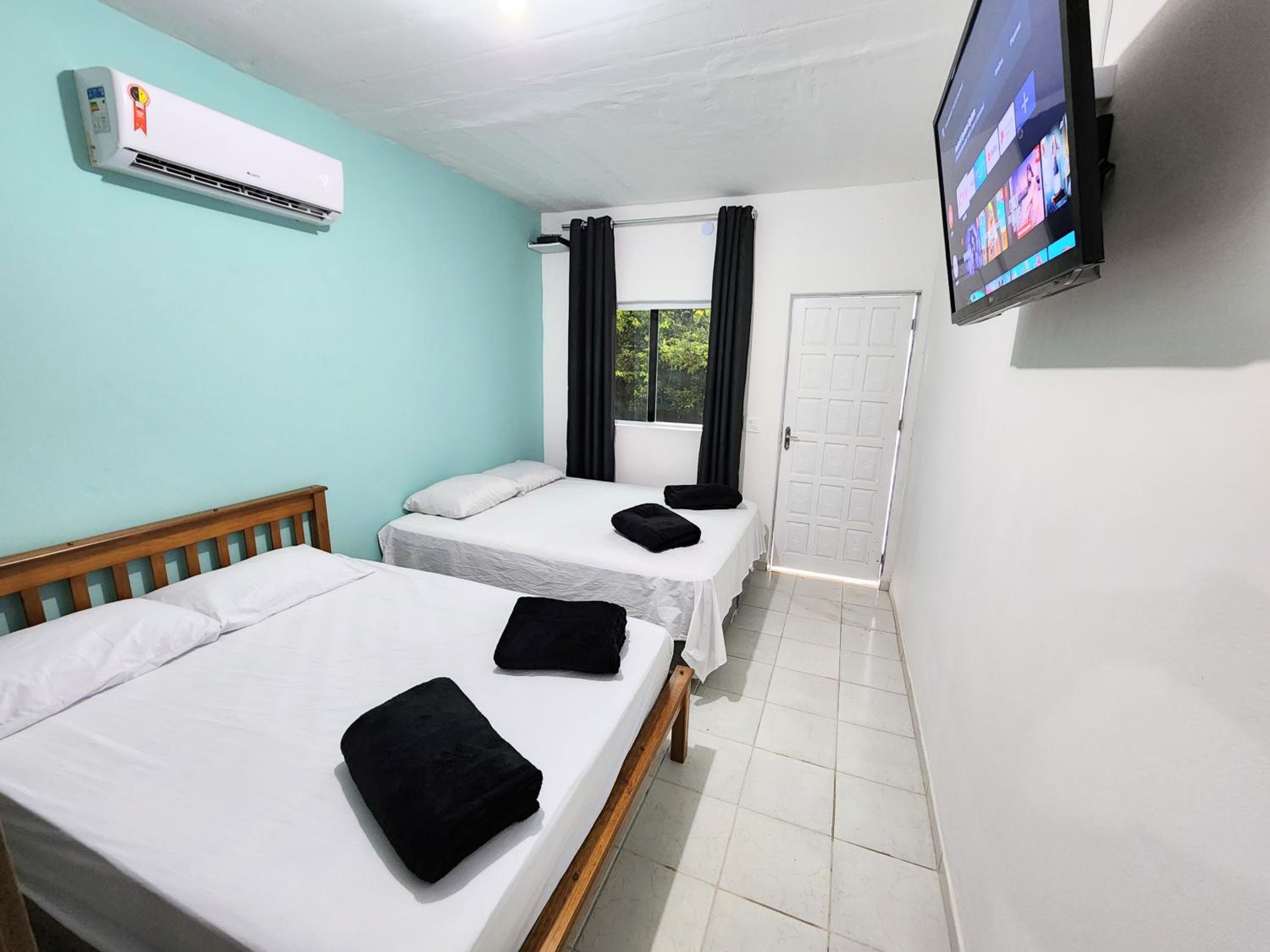 One-Bedroom House photo 1
