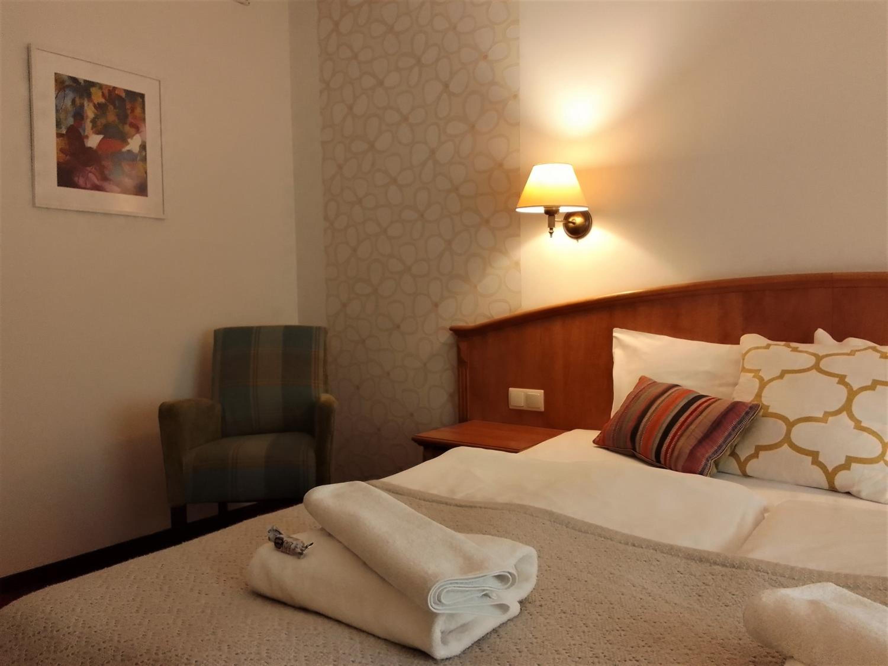 Classic Double Room - Photo 10