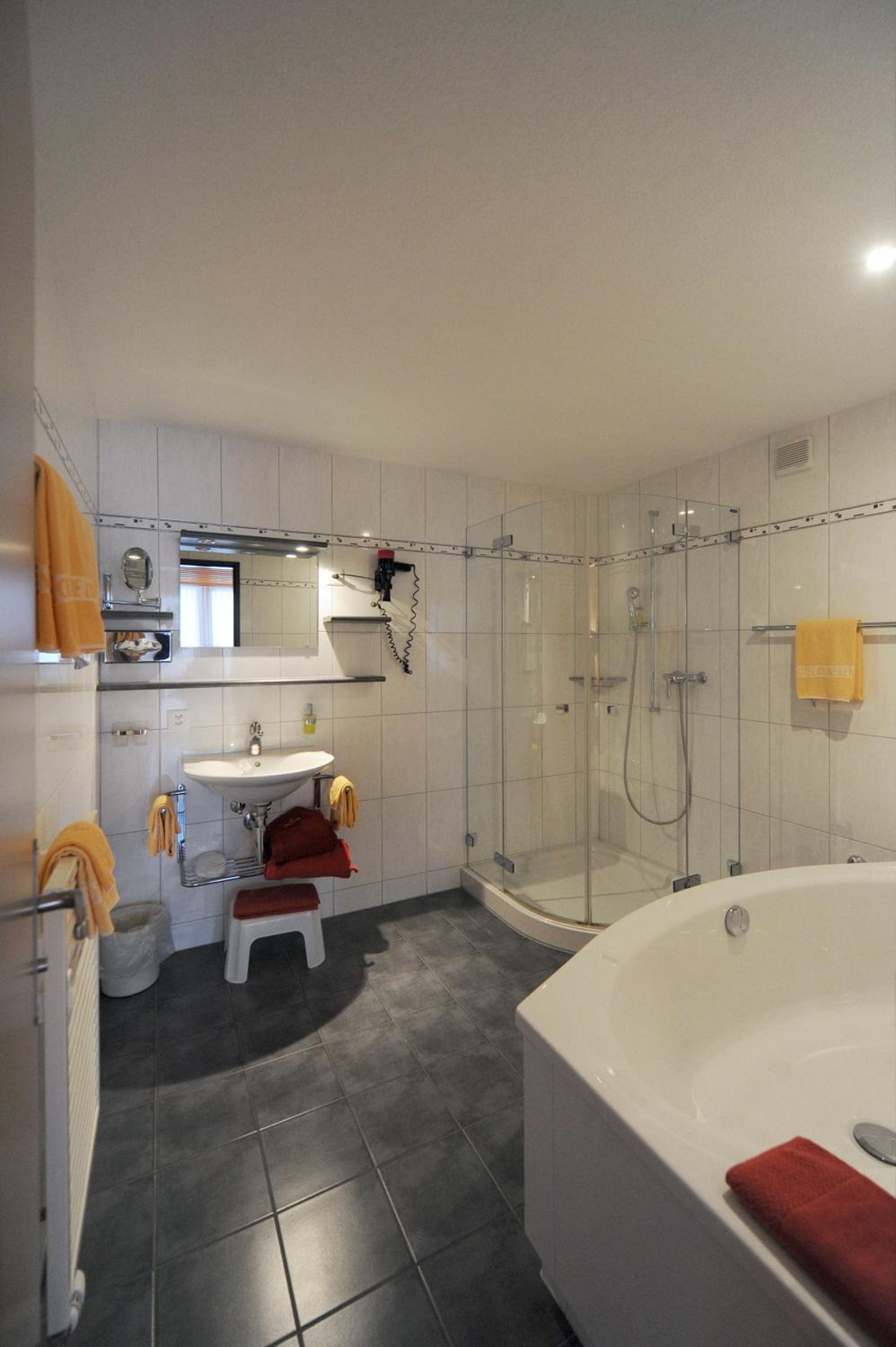 Deluxe Junior Suite - Photo 1