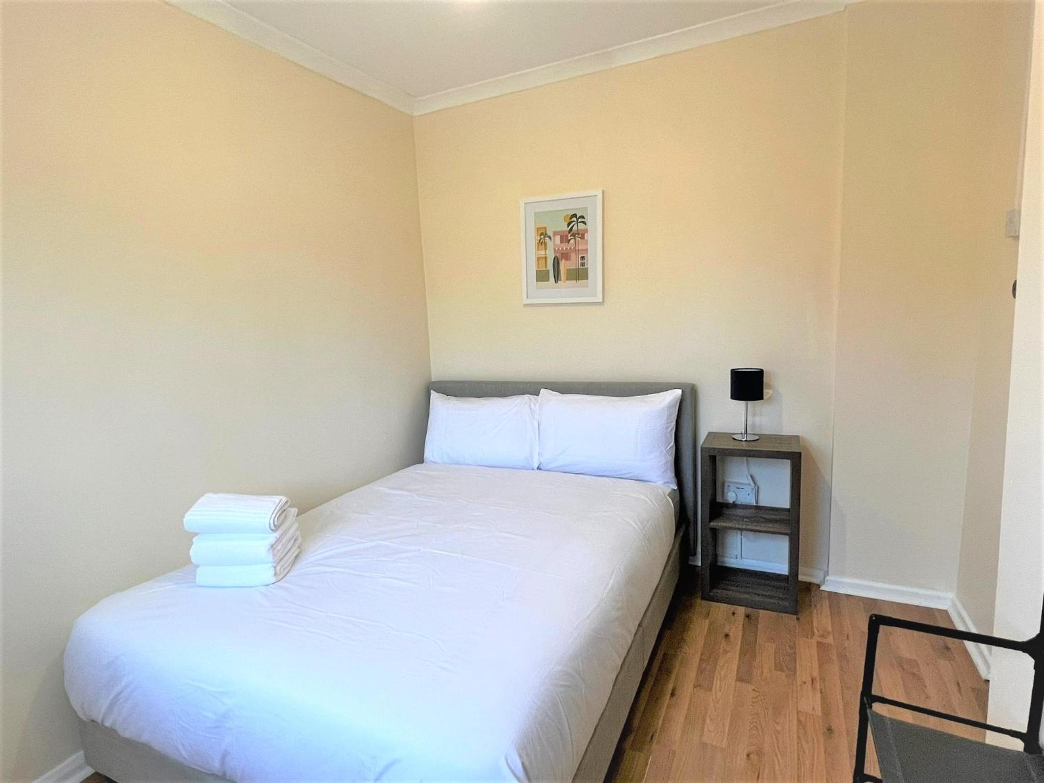 Double Room with Shared Bathroom photo 1
