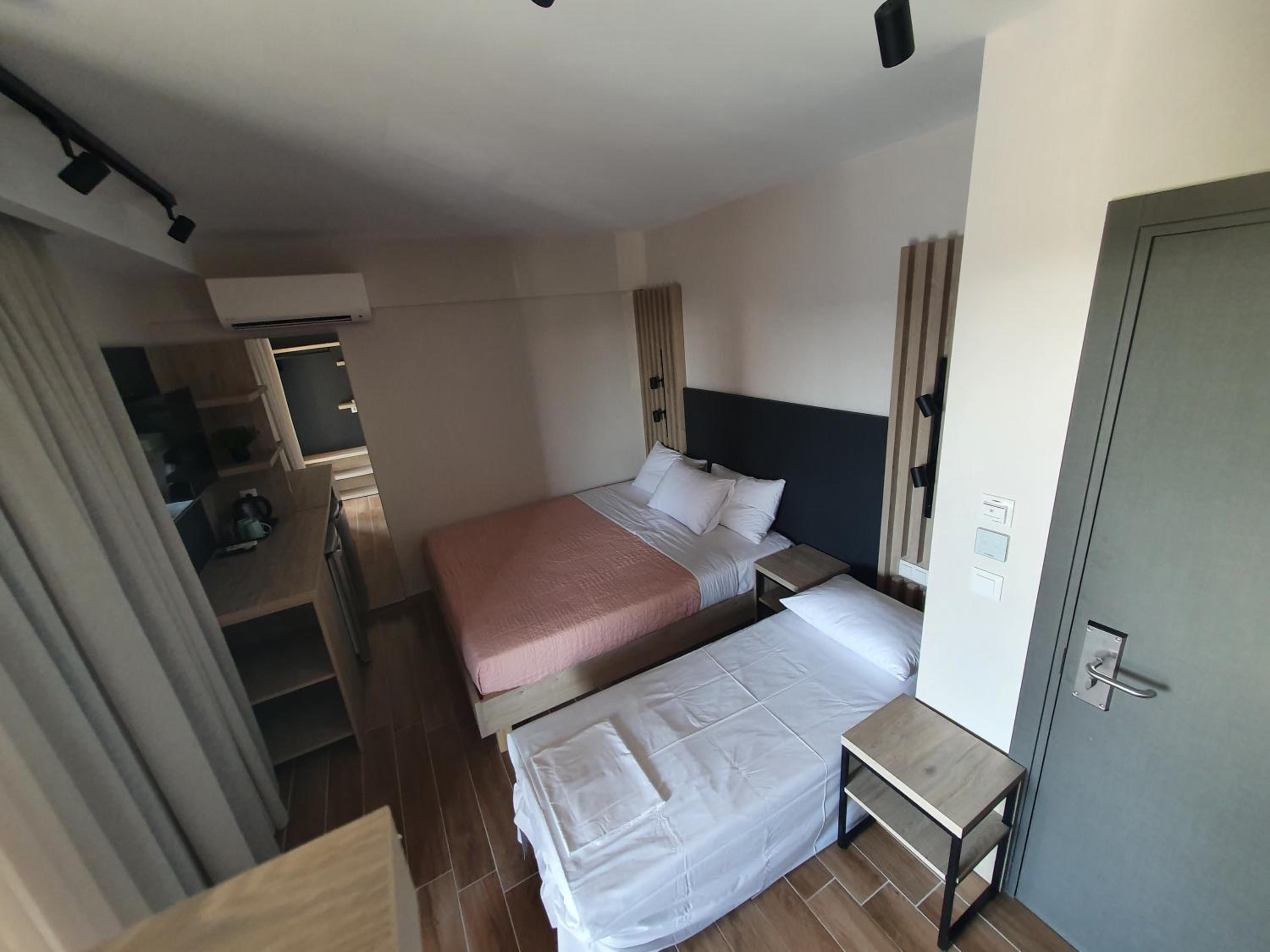 Deluxe Double Room photo 2