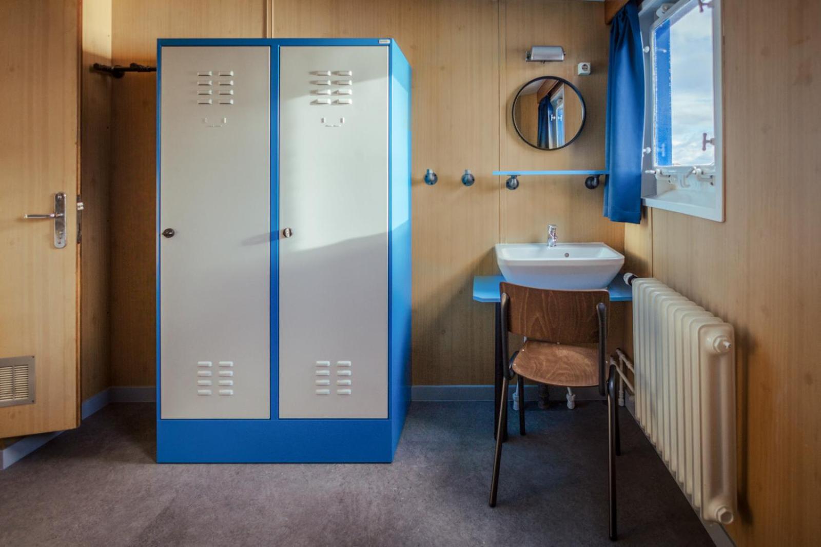 Double or Twin Room with Shared Bathroom photo 1