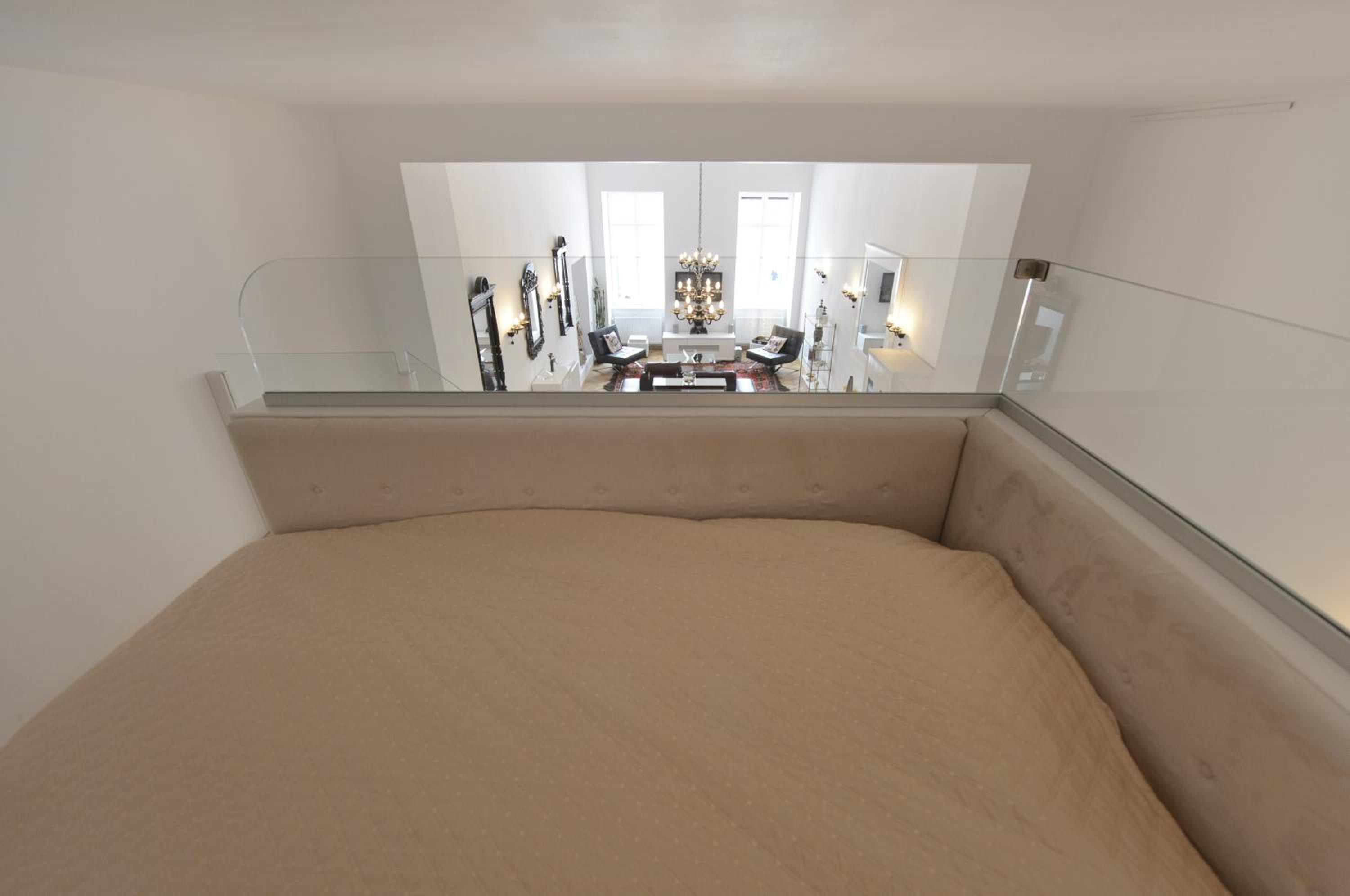 Superior Loft-type Studio - Photo 10