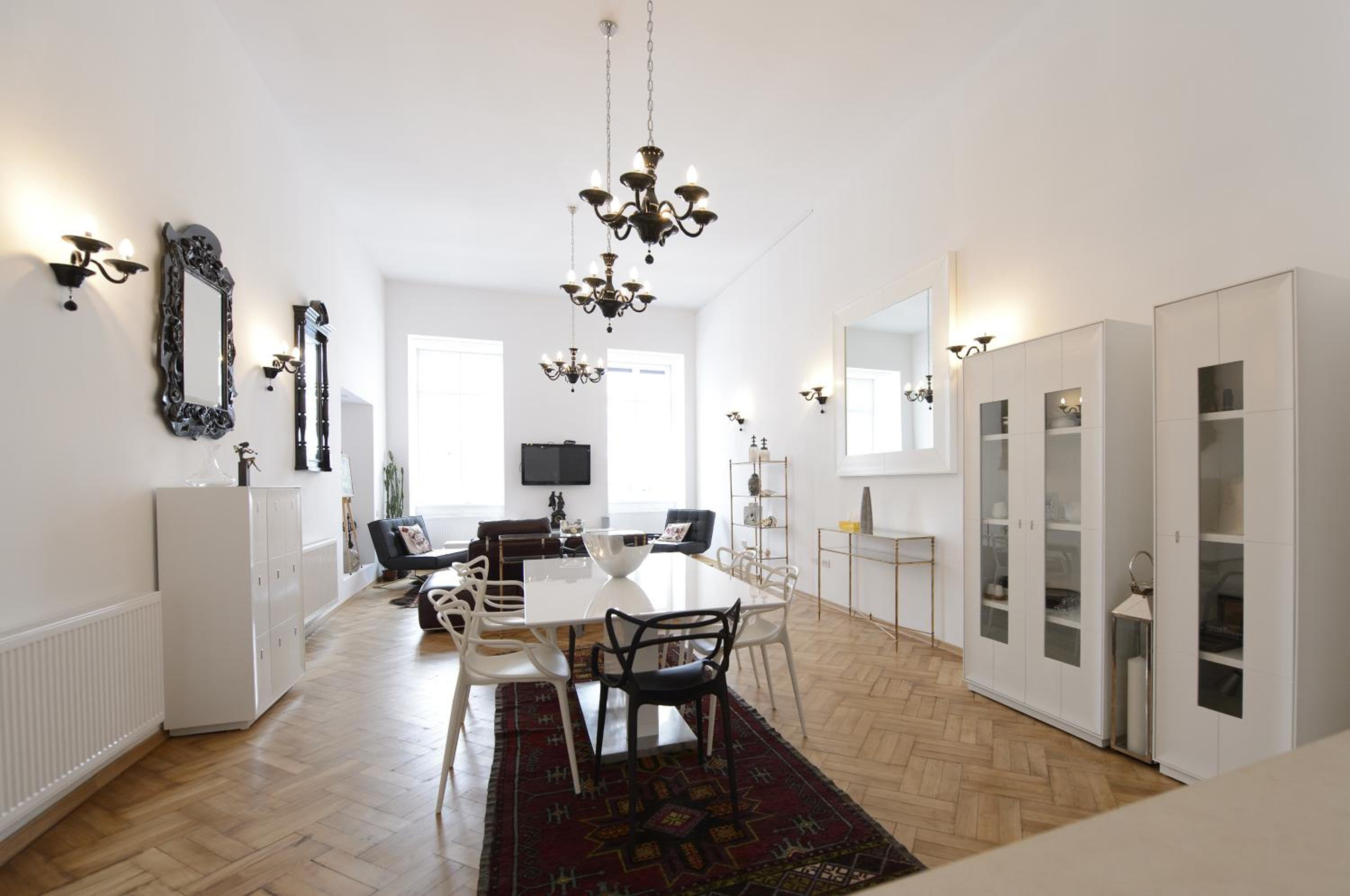 Superior Loft-type Studio - Photo 1