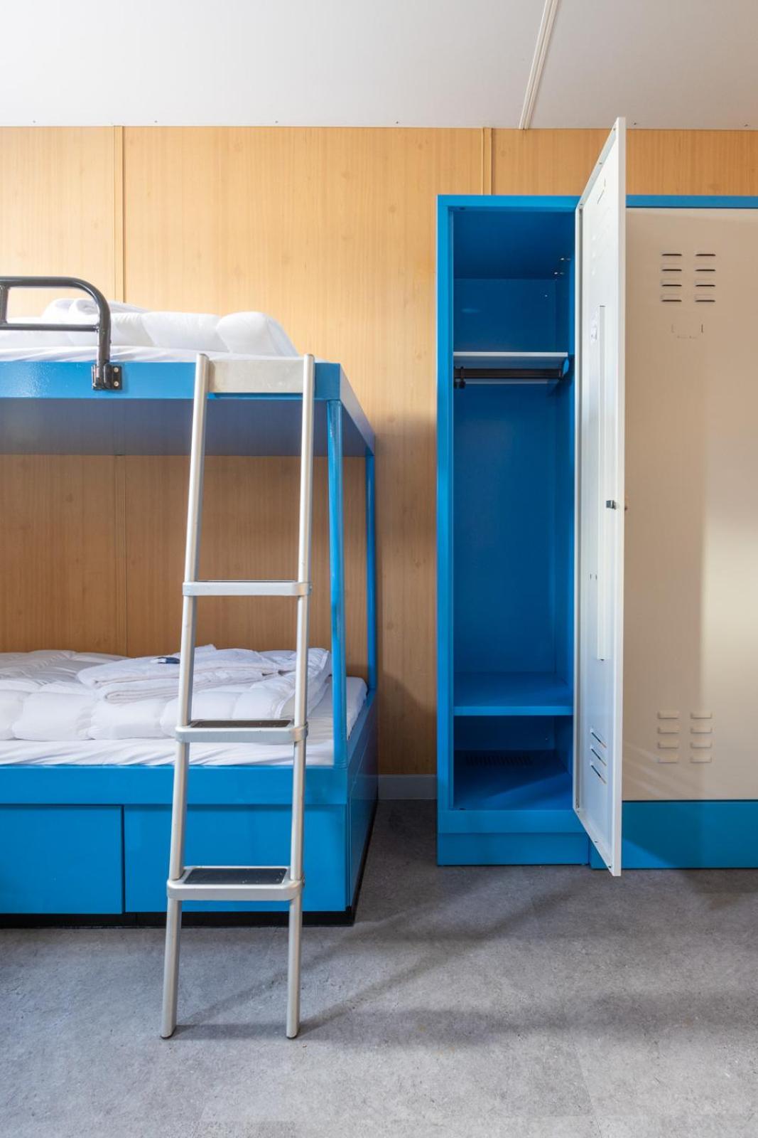 Economy Quadruple Room with Shared Bathroom photo 1