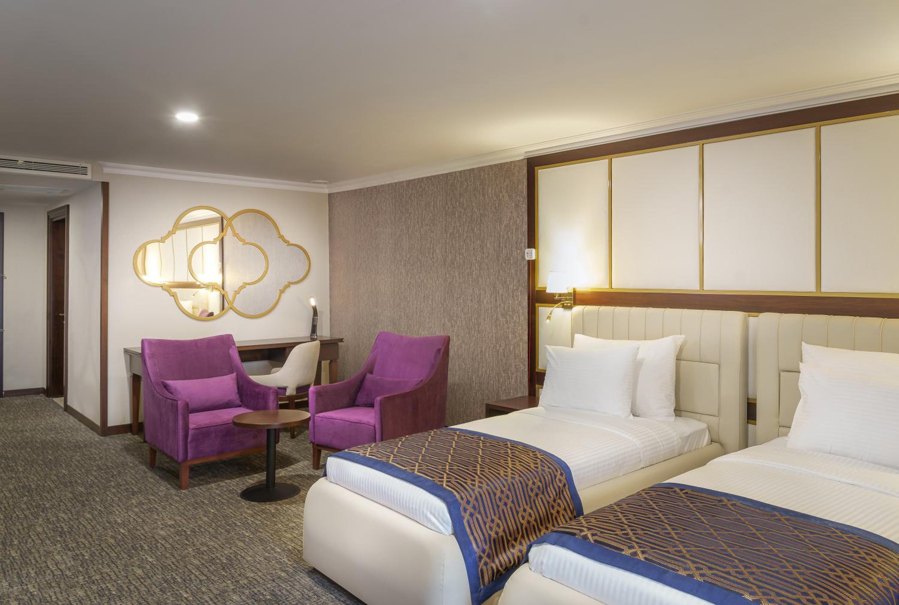 Twin Room with Land View - Mobility Accessible - Photo 5