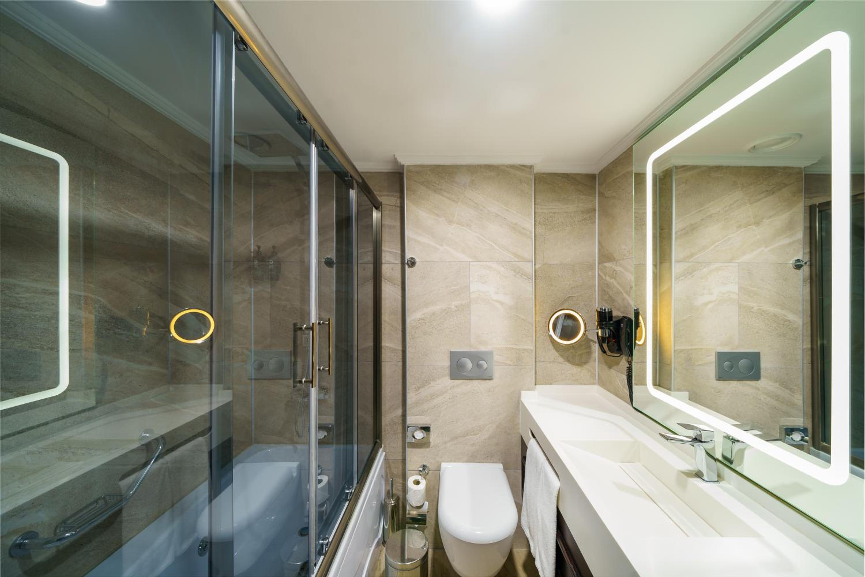 Deluxe Double Room with Sea View - Photo 5