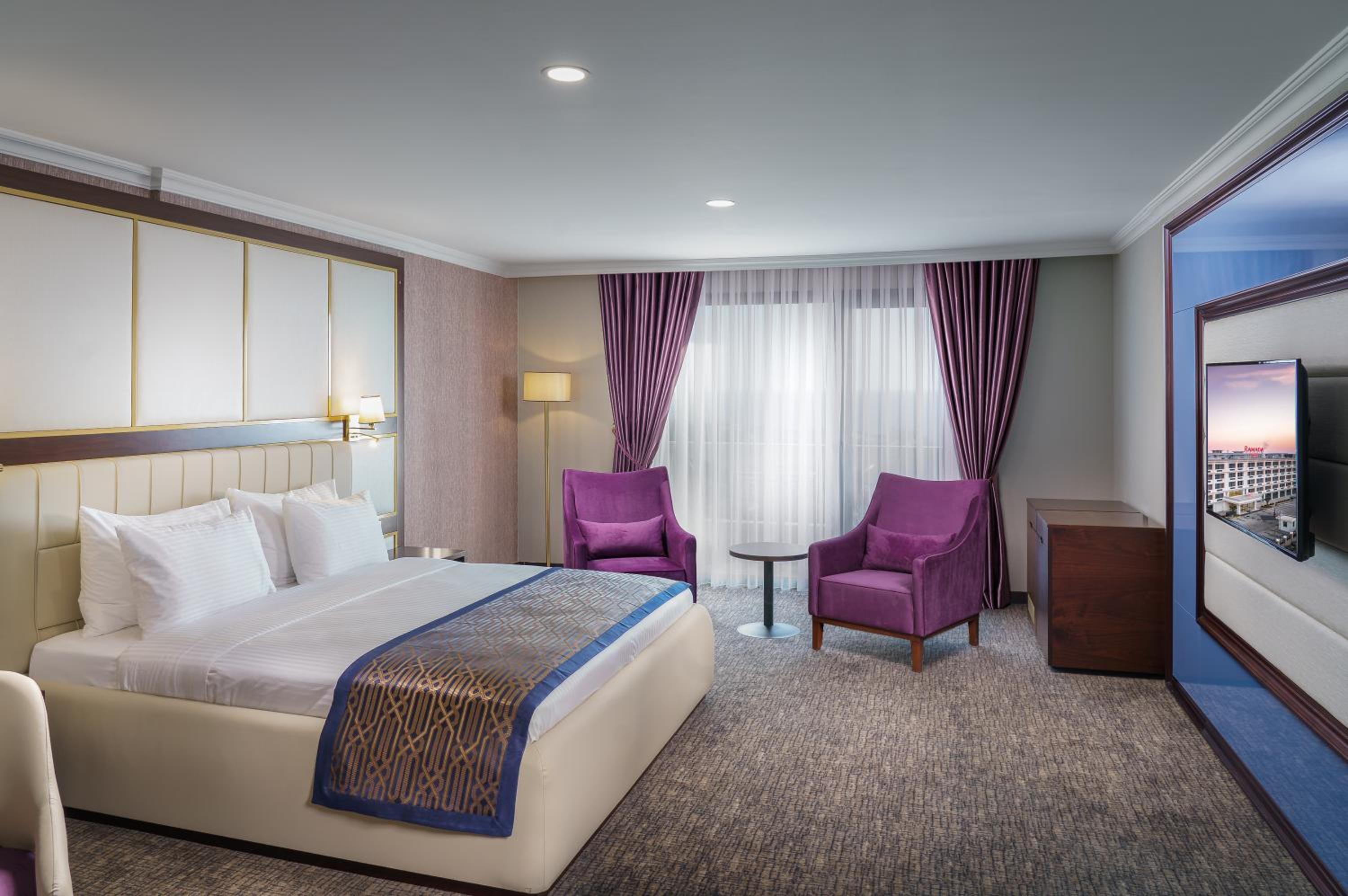 Premium Double Room with Land View - Photo 10