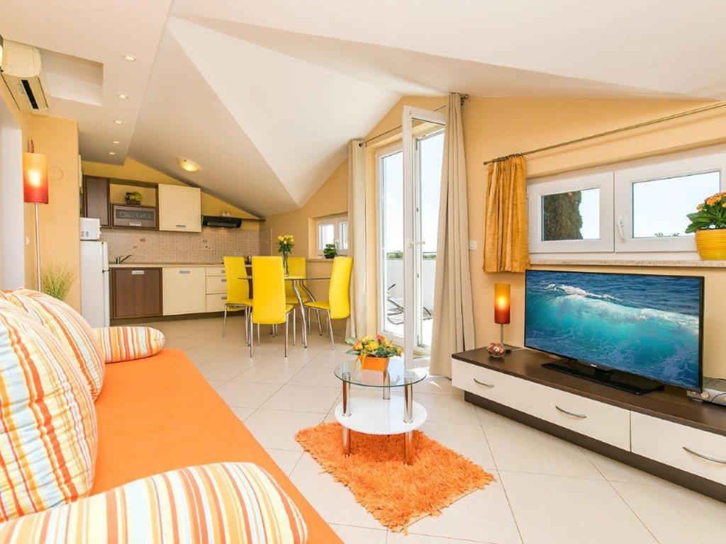 Apartment with Sea View