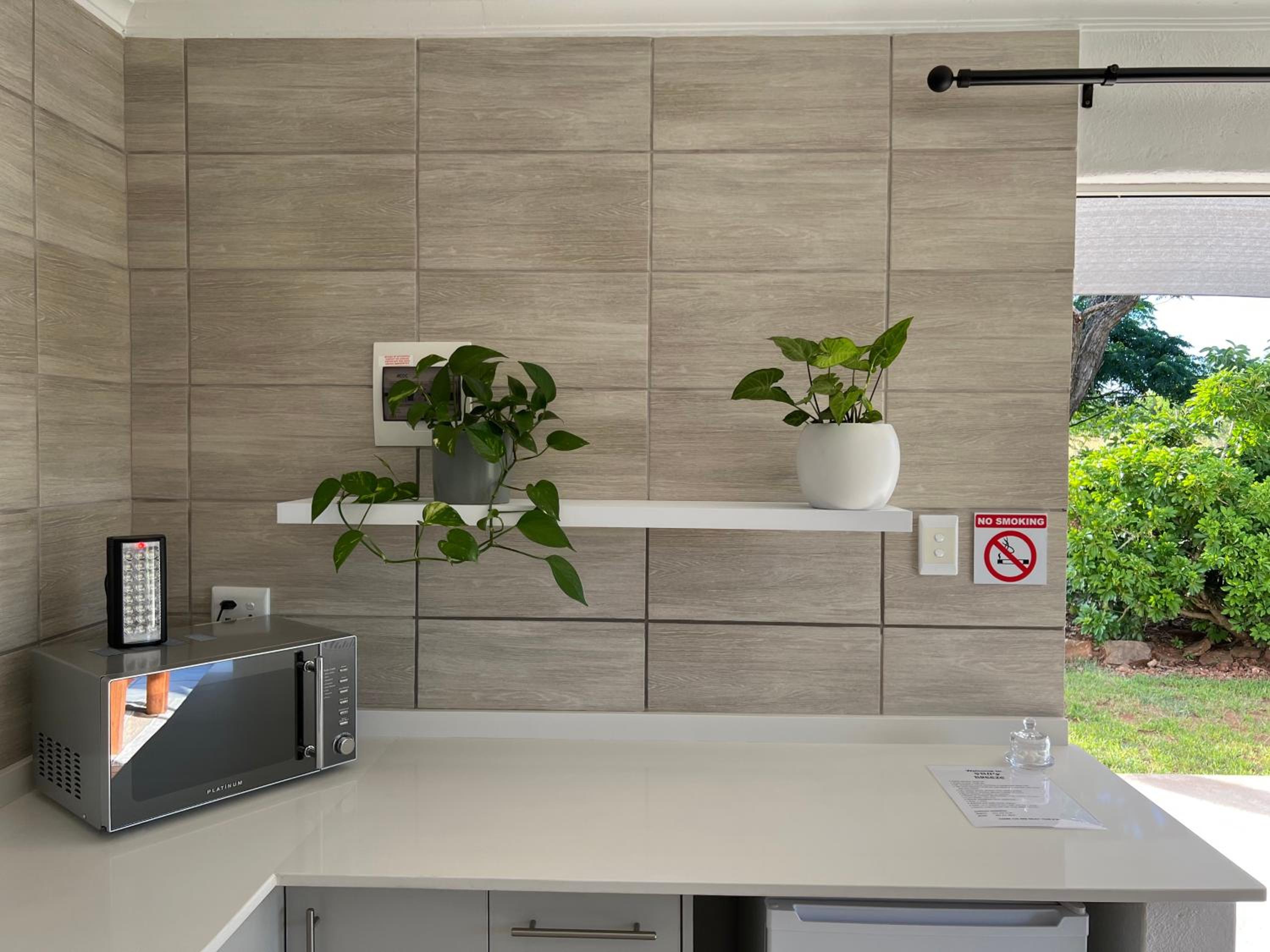 One-Bedroom Apartment - Photo 6