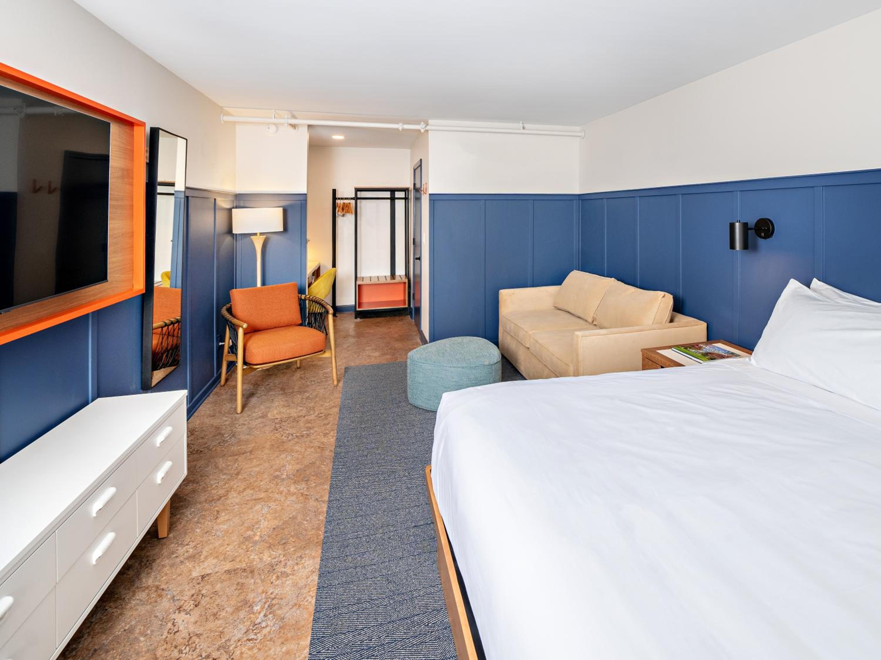 Superior King Room