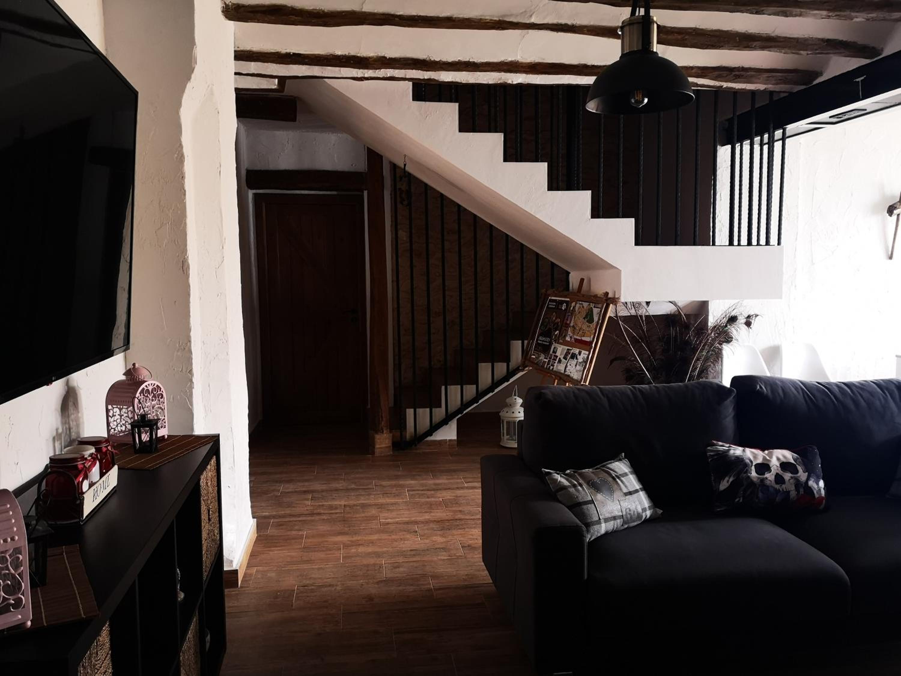 Four-Bedroom House photo 2
