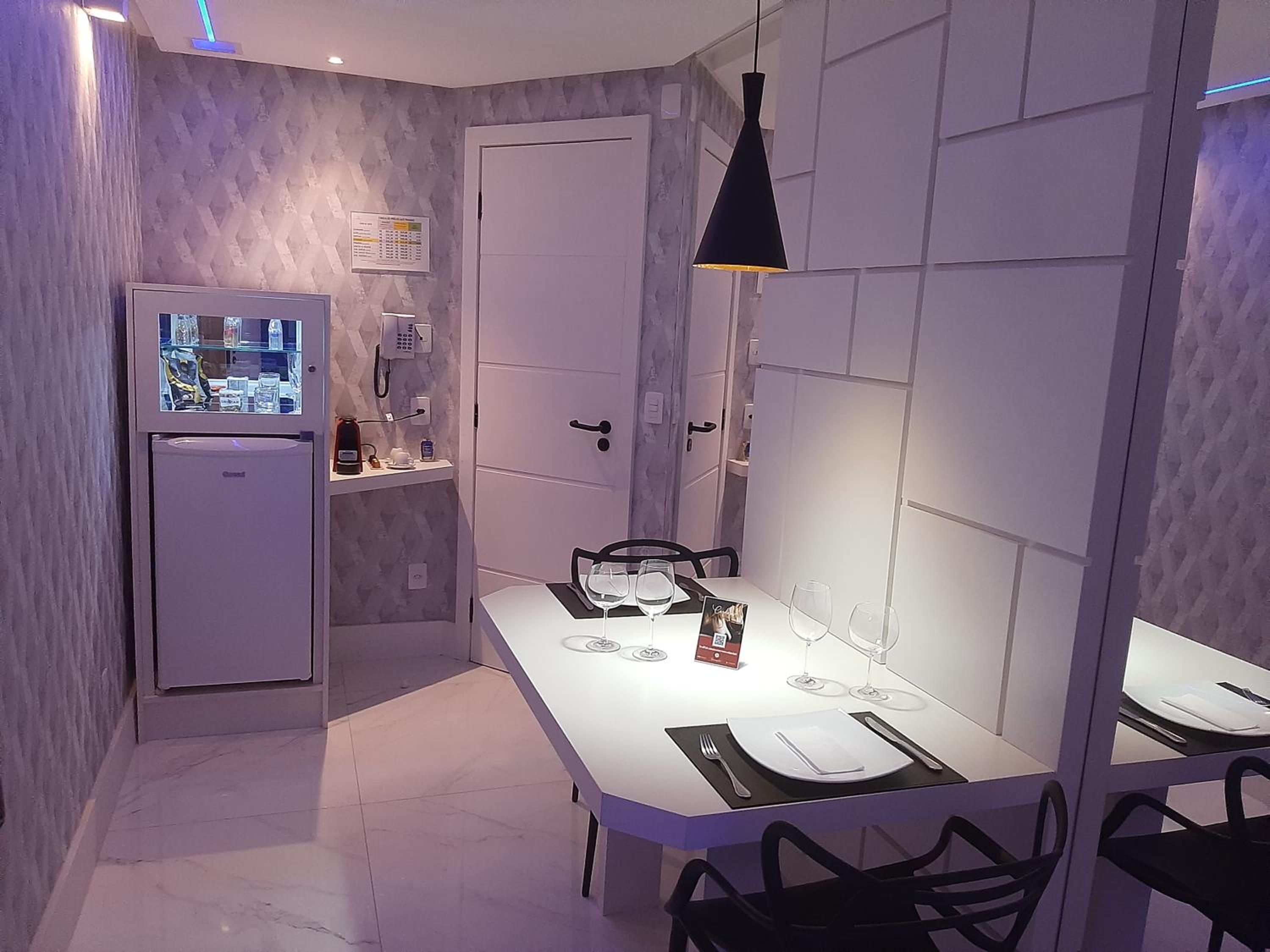 Superior Suite - Photo 2
