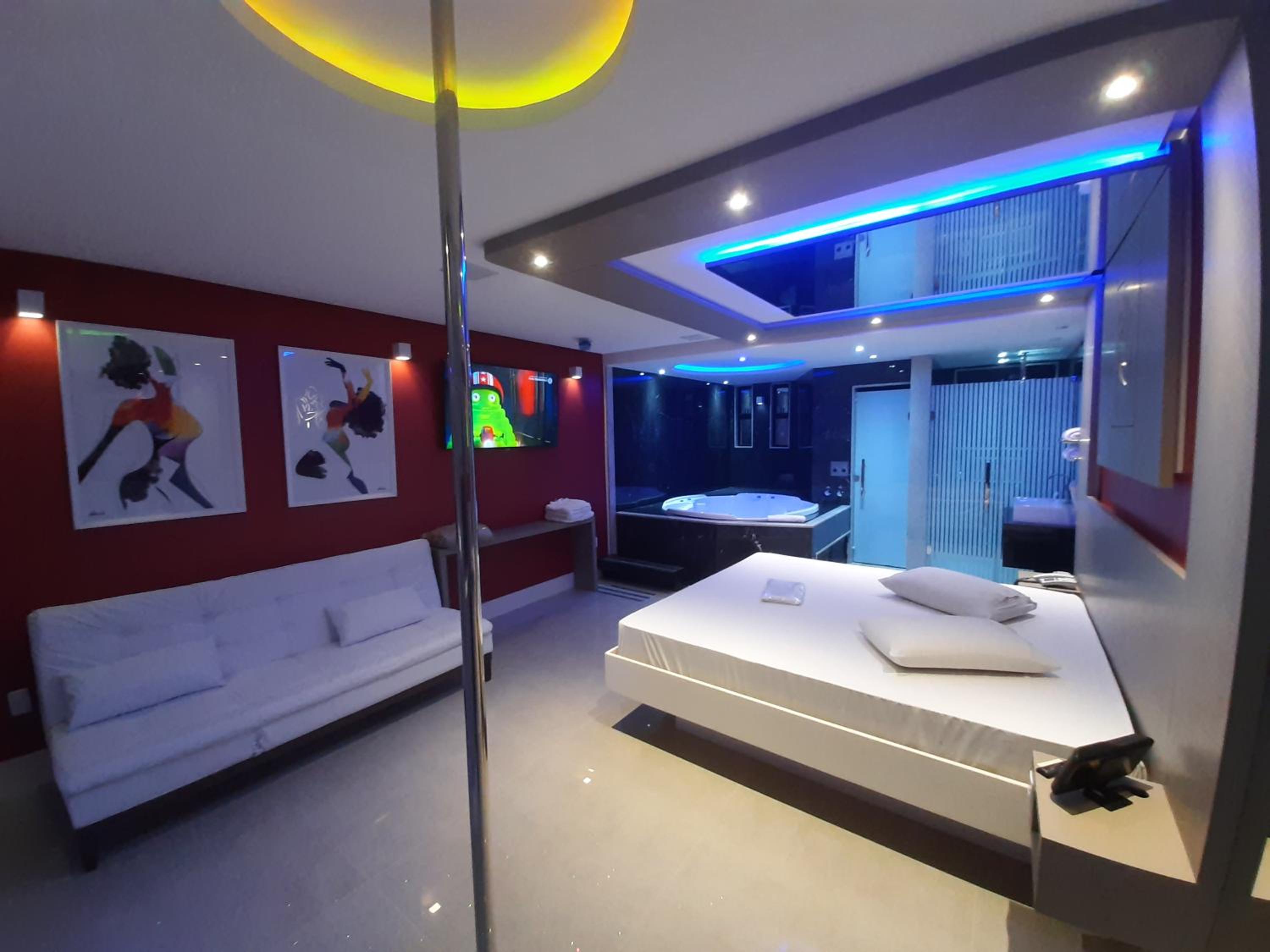 Superior Suite - Photo 4