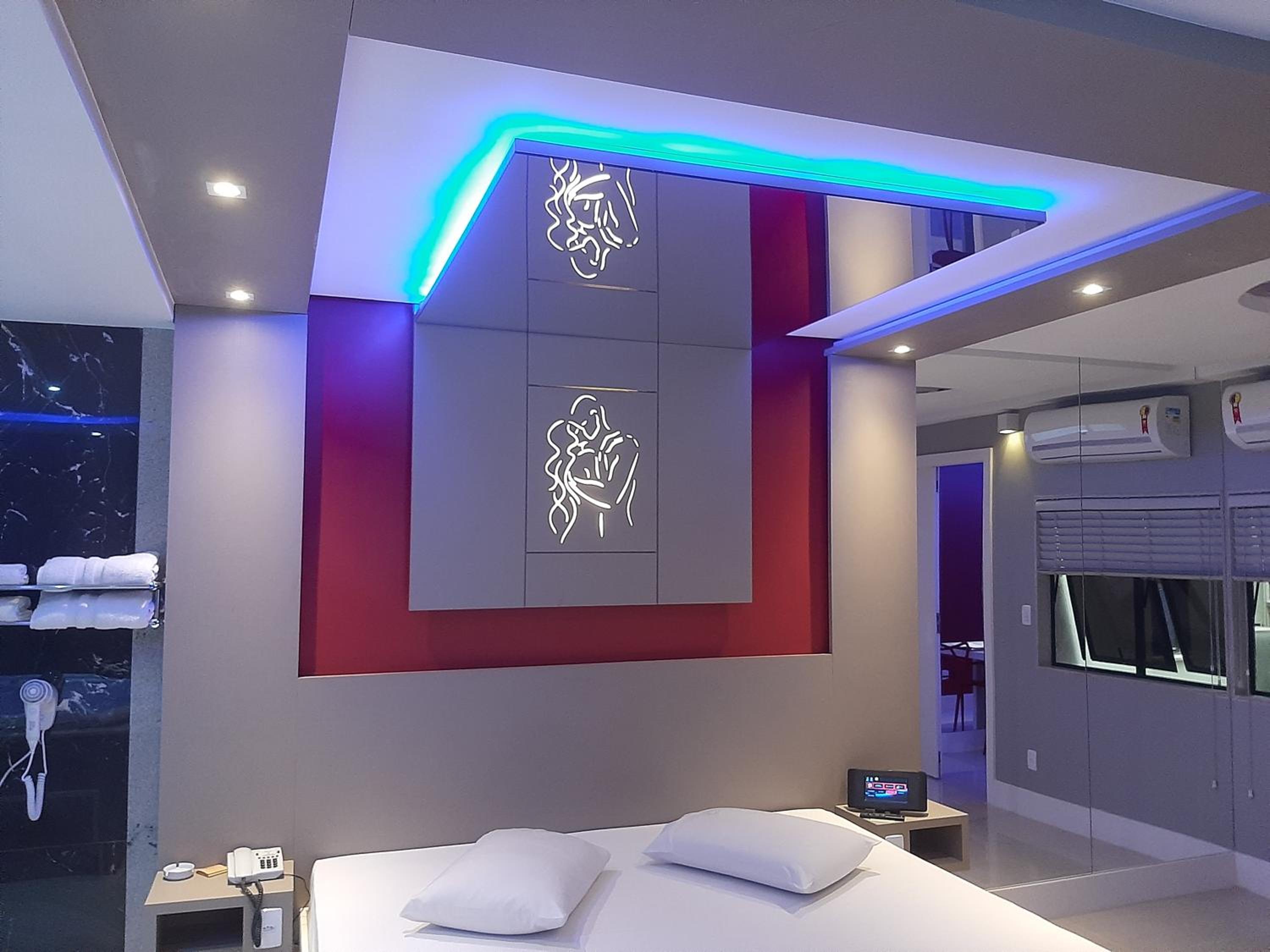 Superior Suite - Photo 5
