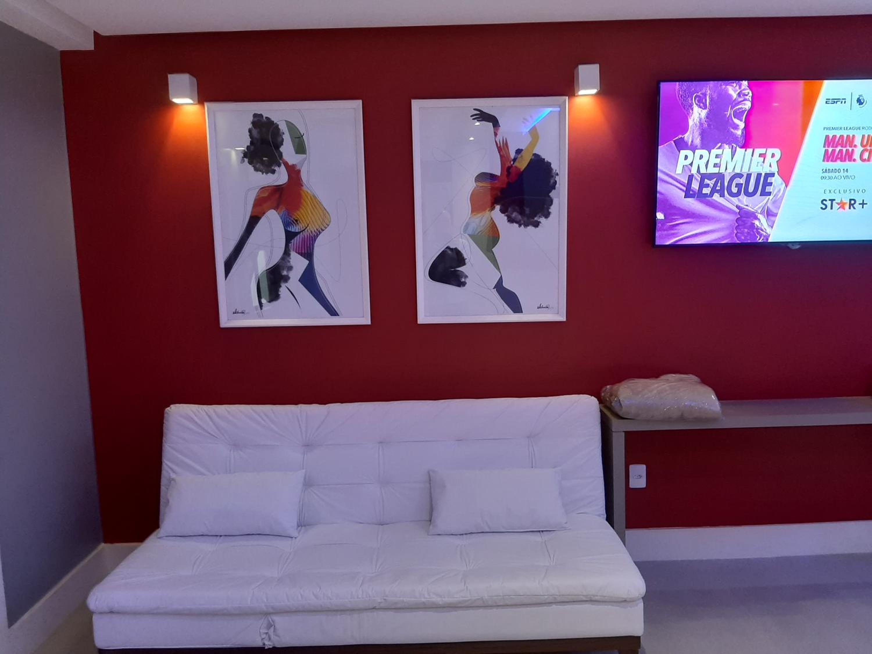 Superior Suite - Photo 12