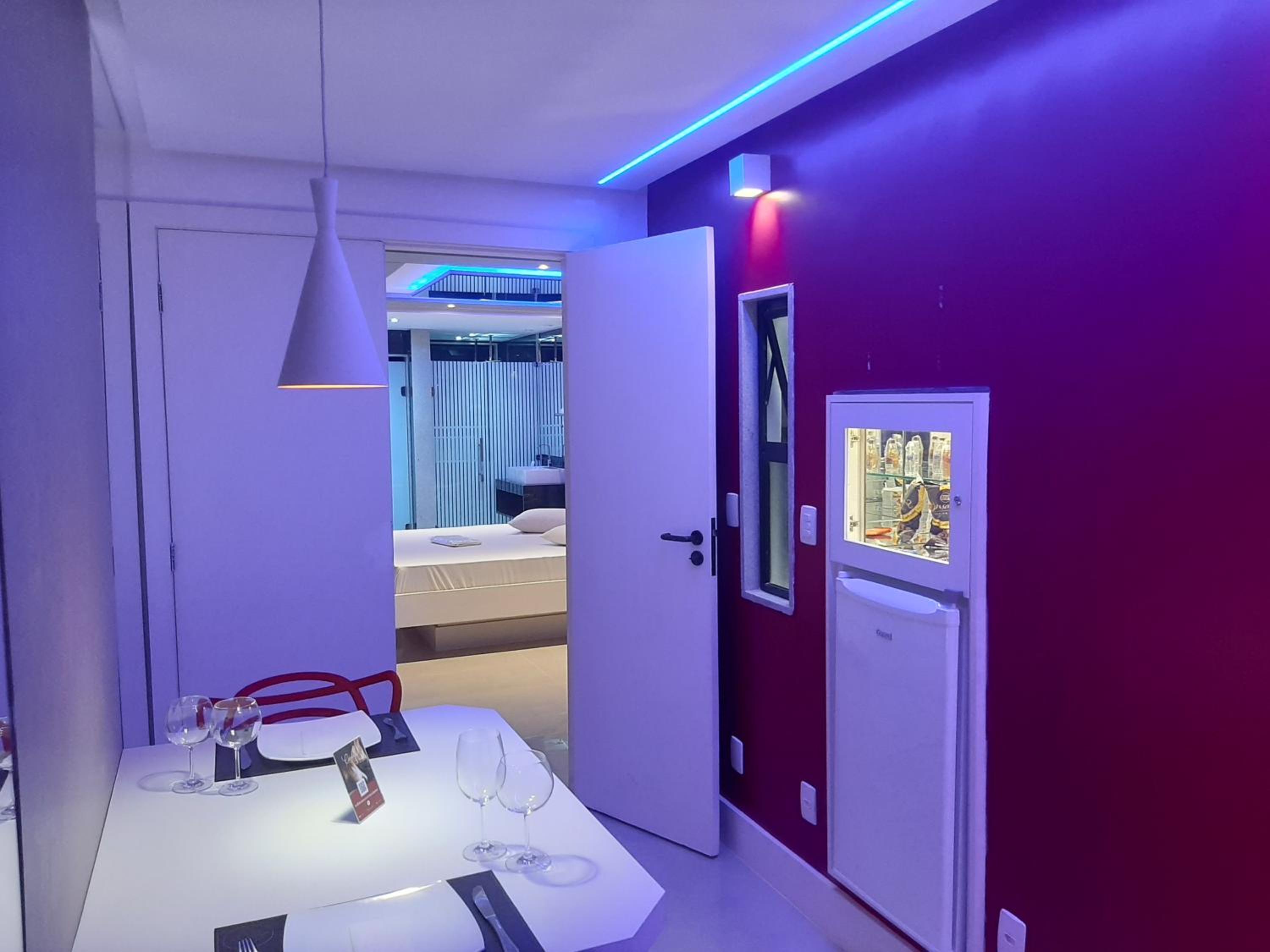Superior Suite - Photo 14