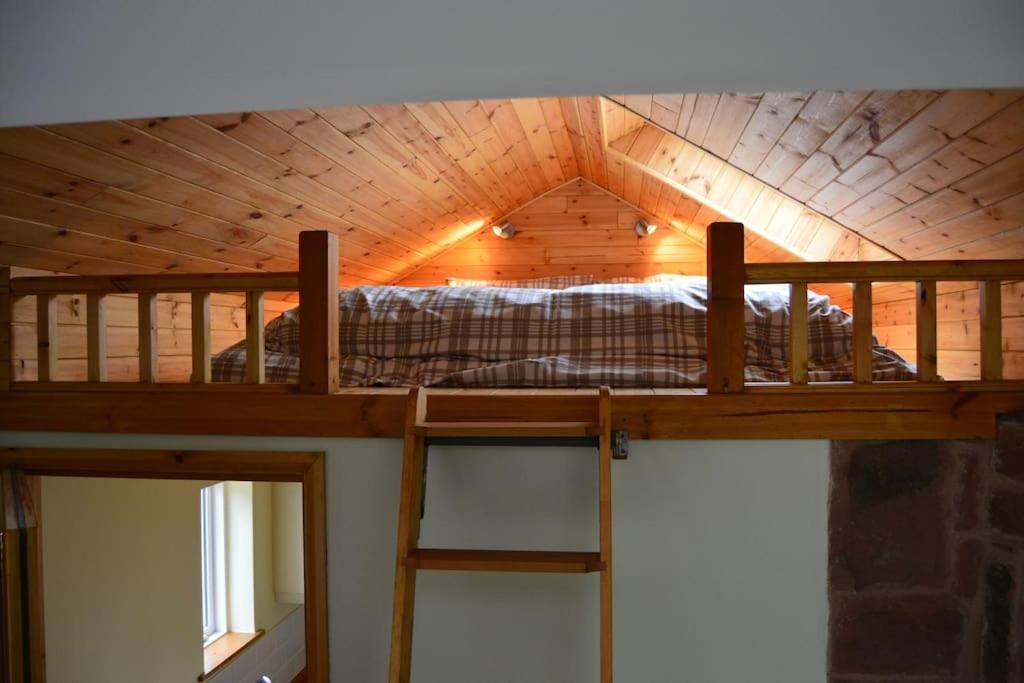 One-Bedroom House photo 2