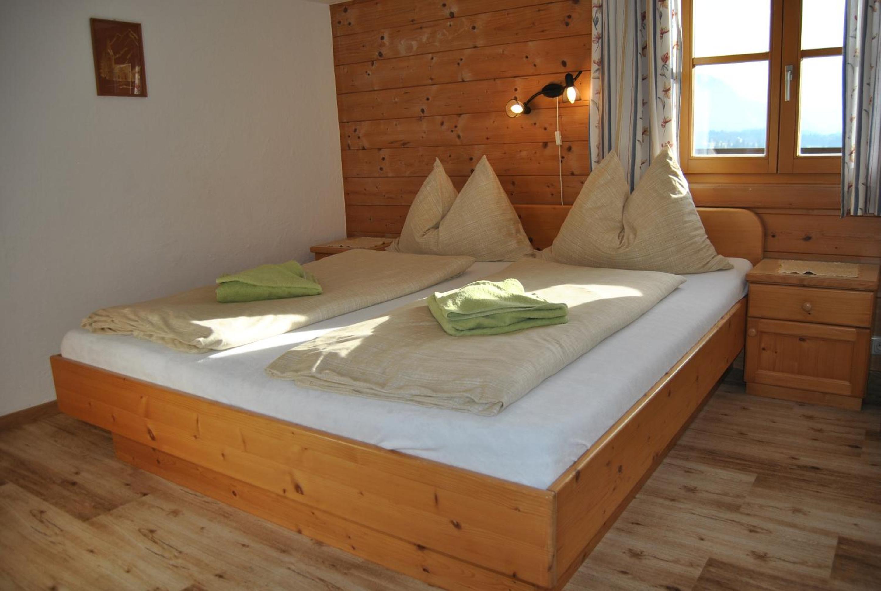 Two-Bedroom Apartment with Balcony photo 3