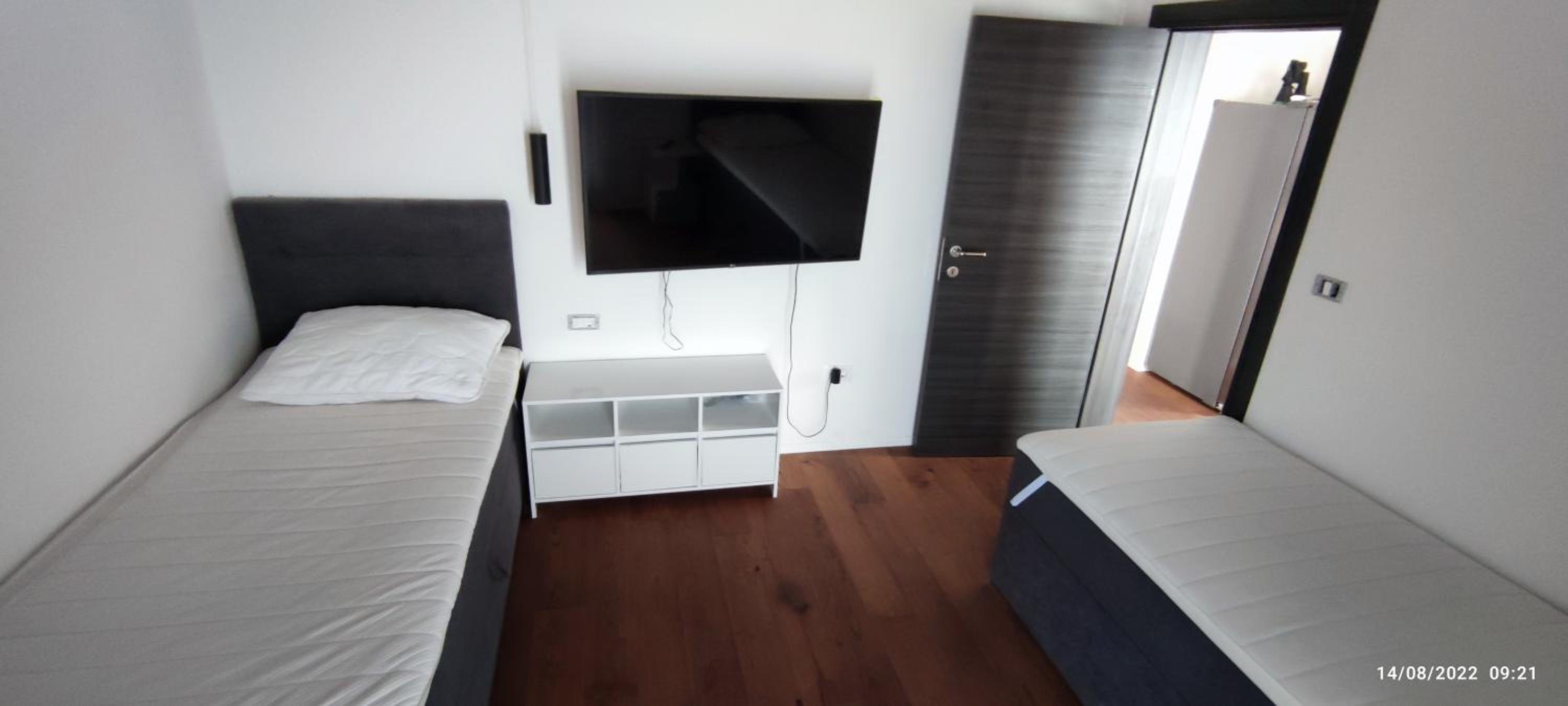 Two-Bedroom Deluxe Apartment