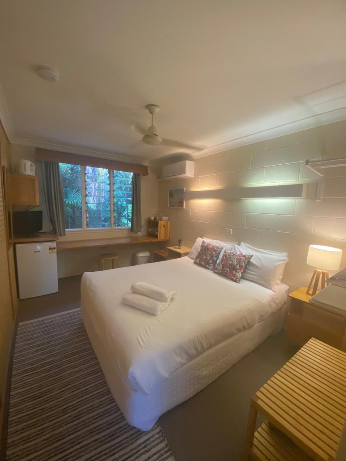 Standard Double Room with Courtyard - Photo 32