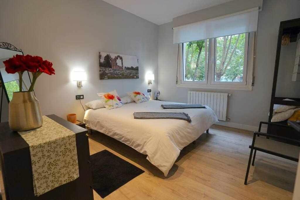 Two-Bedroom Apartment - Photo 70
