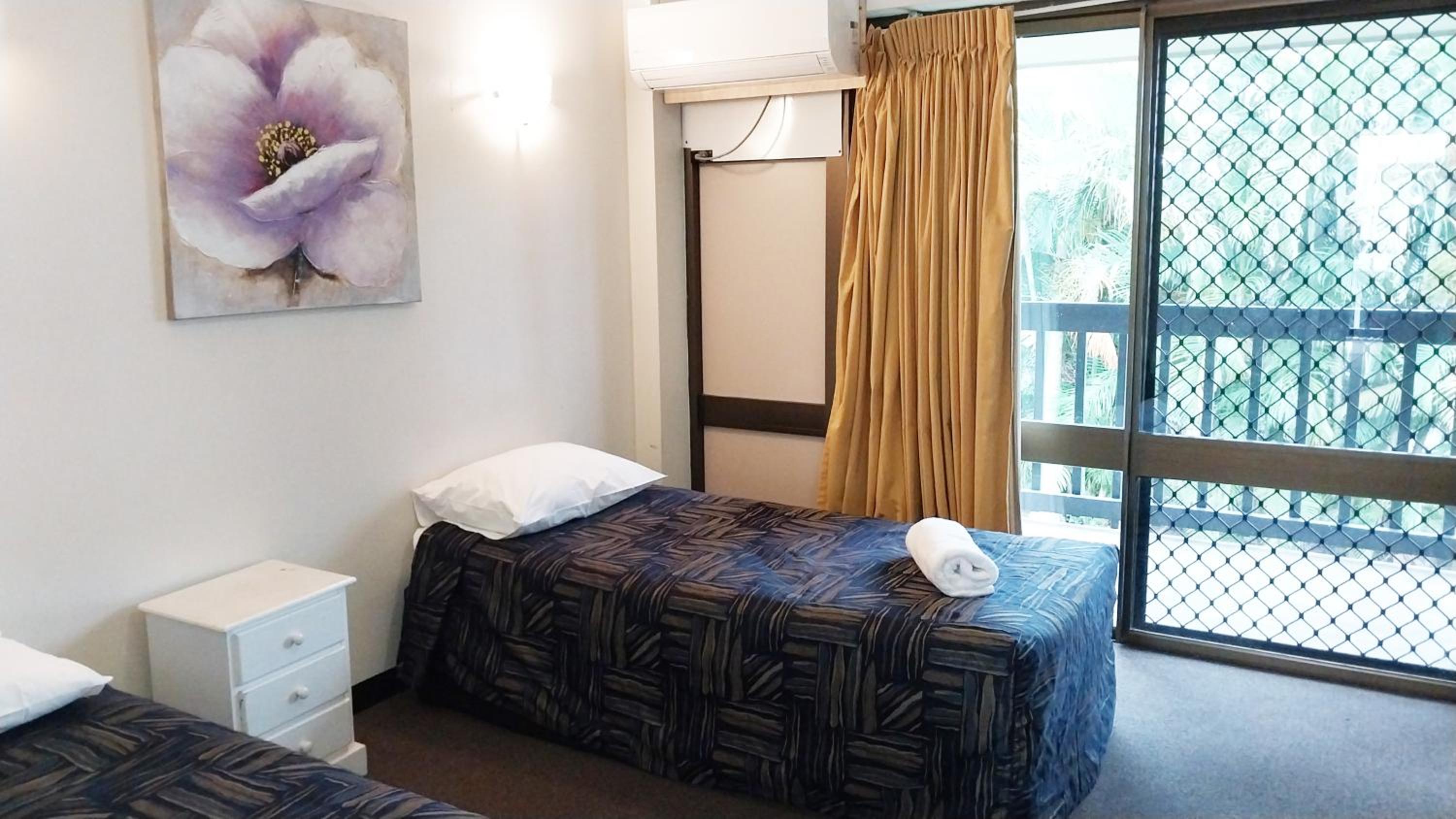 Two-Bedroom Family Suite with Terrace - Photo 6
