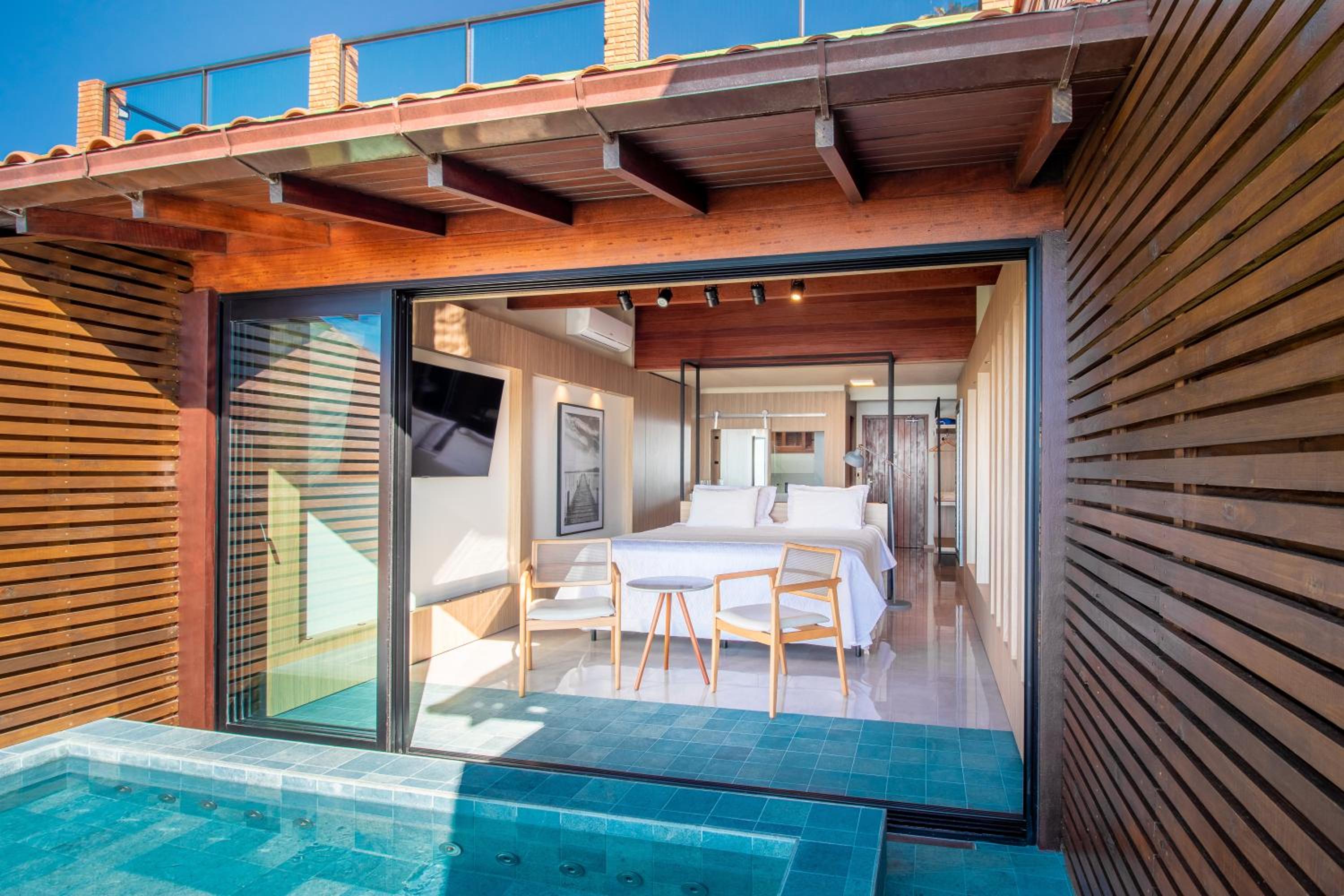 Suite with Private Pool photo 2