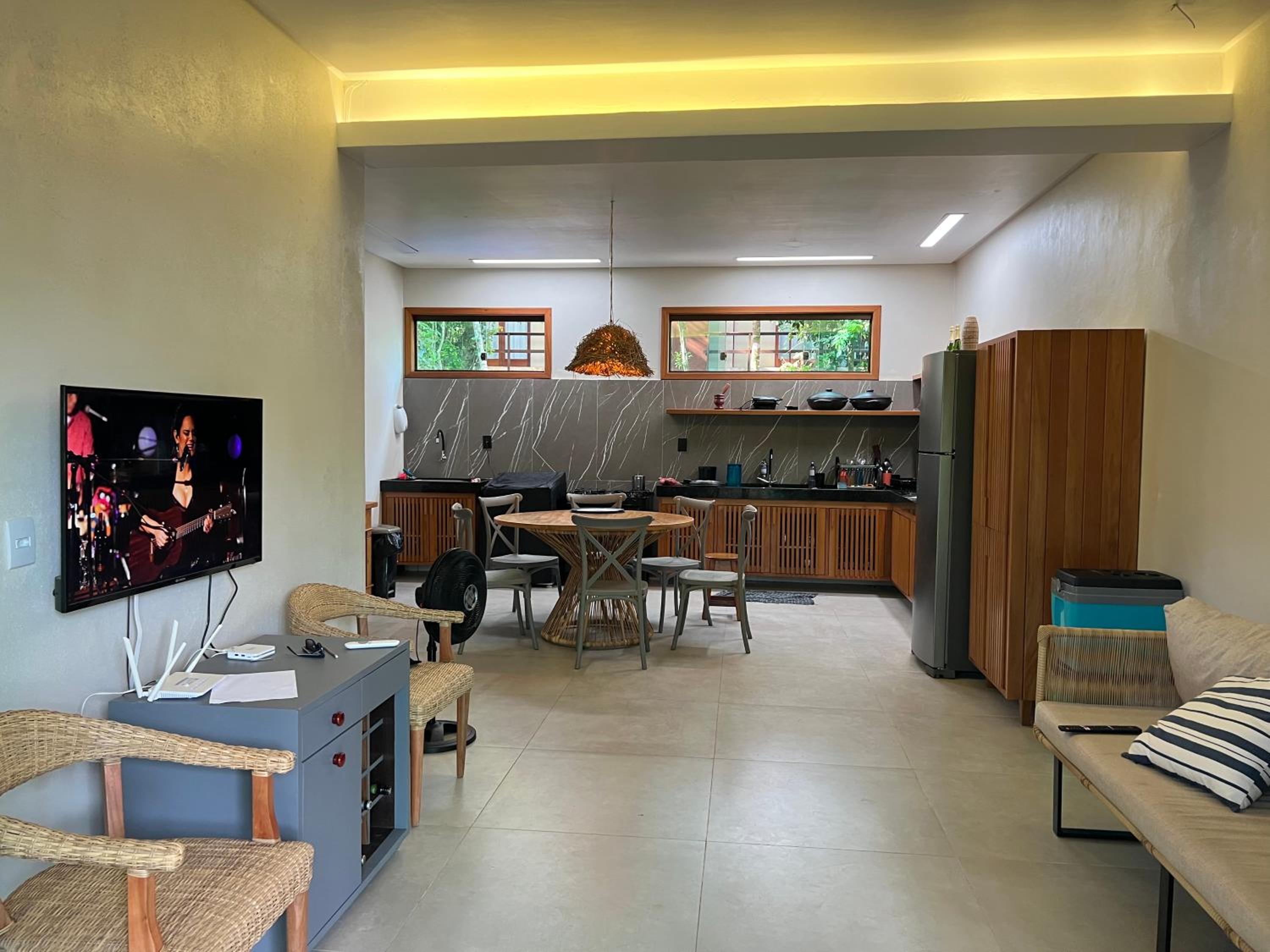 Three-Bedroom House photo 3