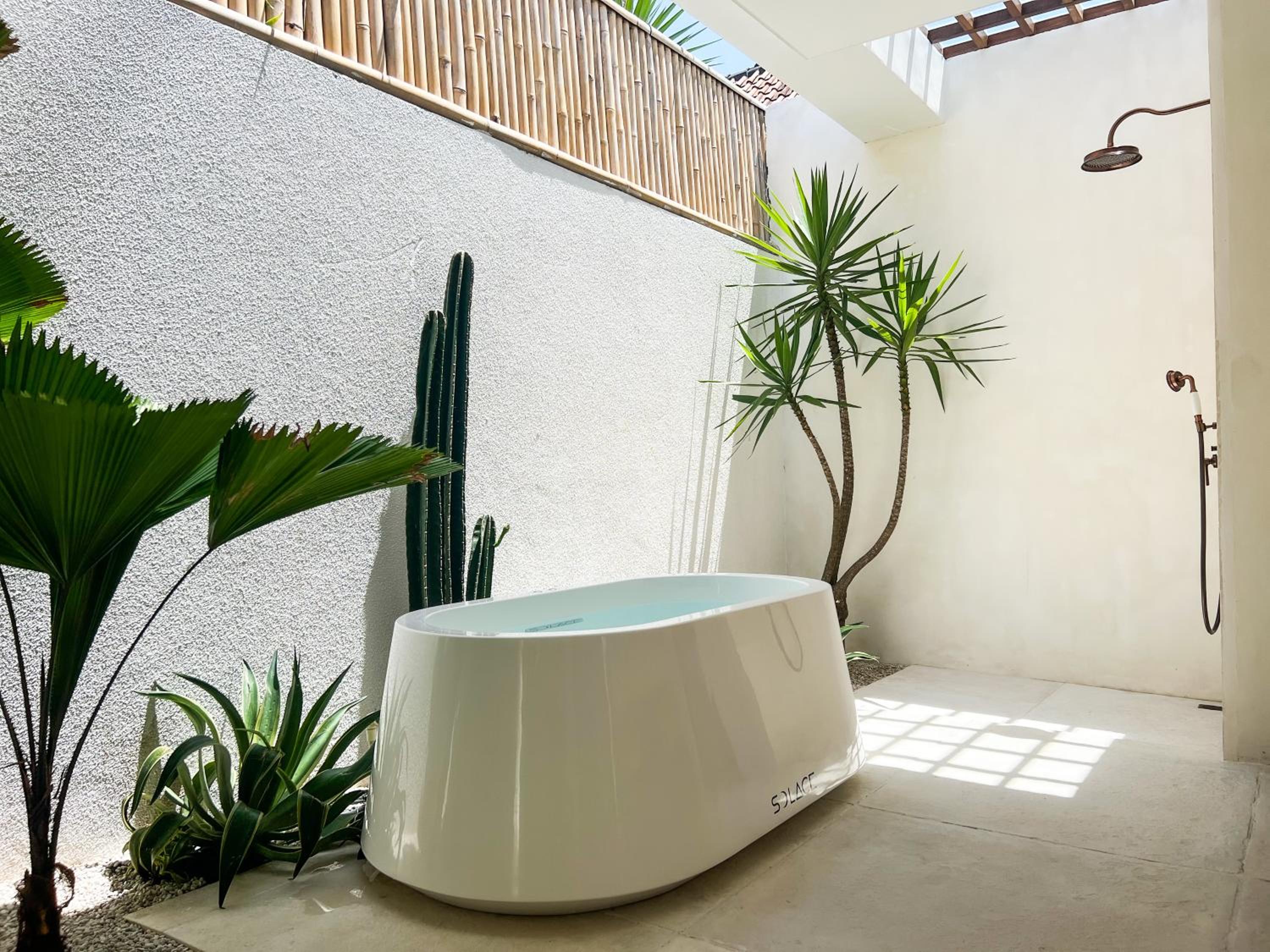 Villa with Private Pool - Photo 20