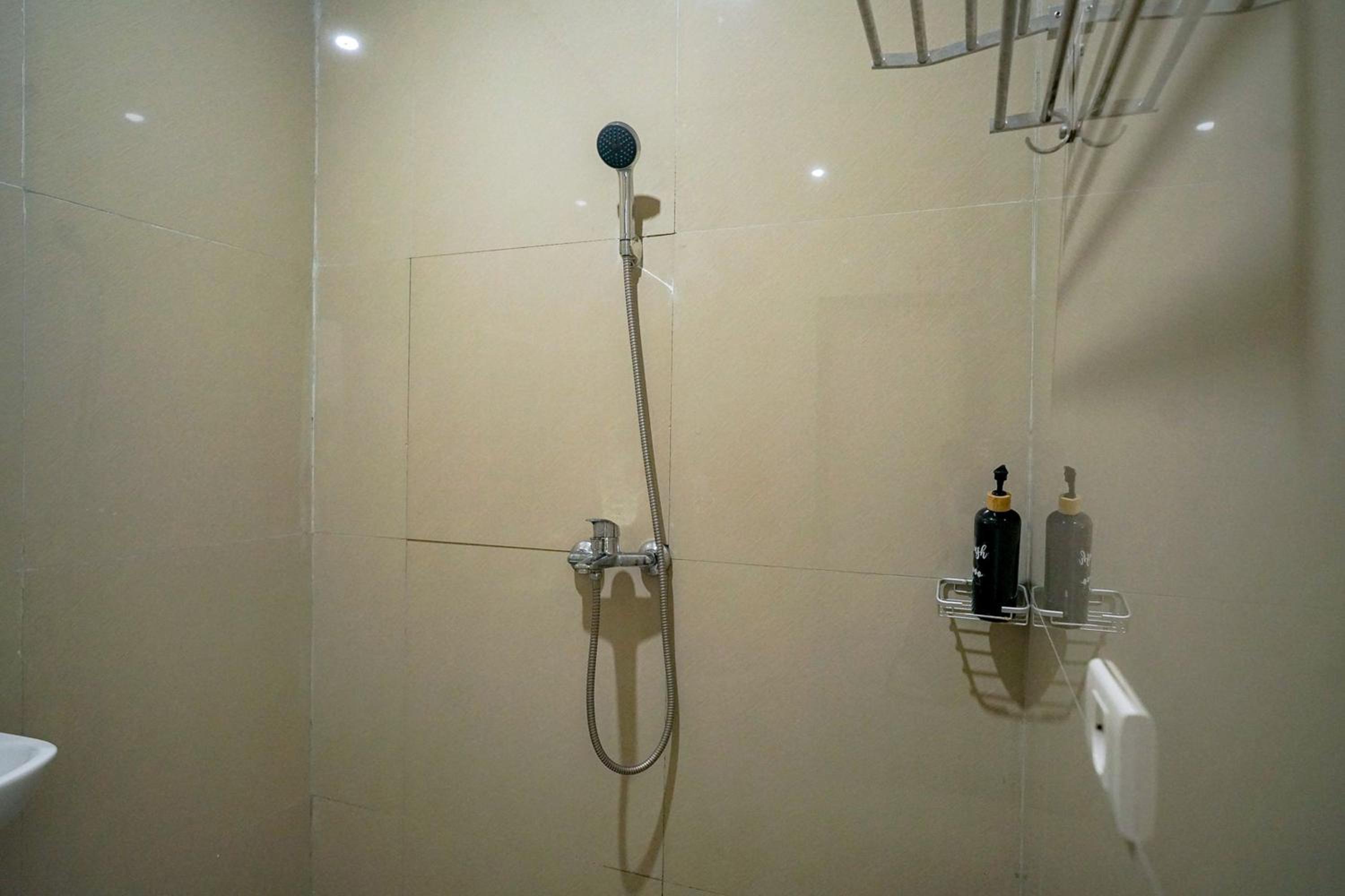 Budget Double Room photo 2