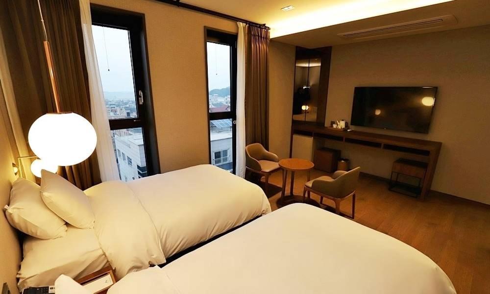 Deluxe Twin Room photo 2
