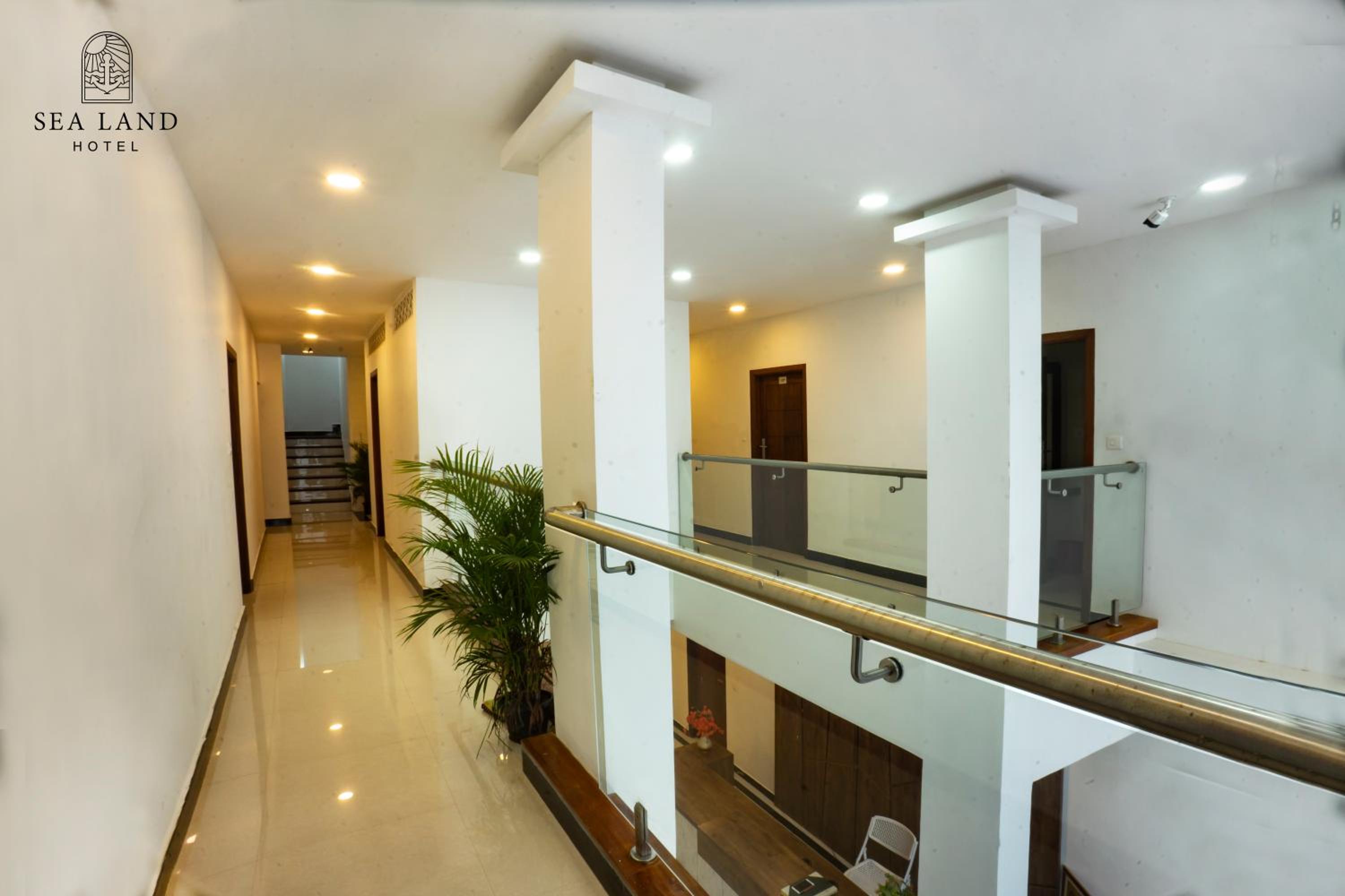 Standard Double Room with Fan photo 2