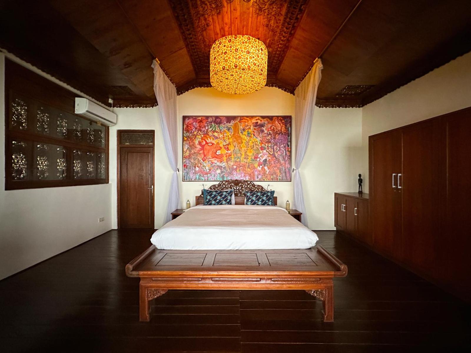 Merbabu Three-Bedroom Villa with Private Pool