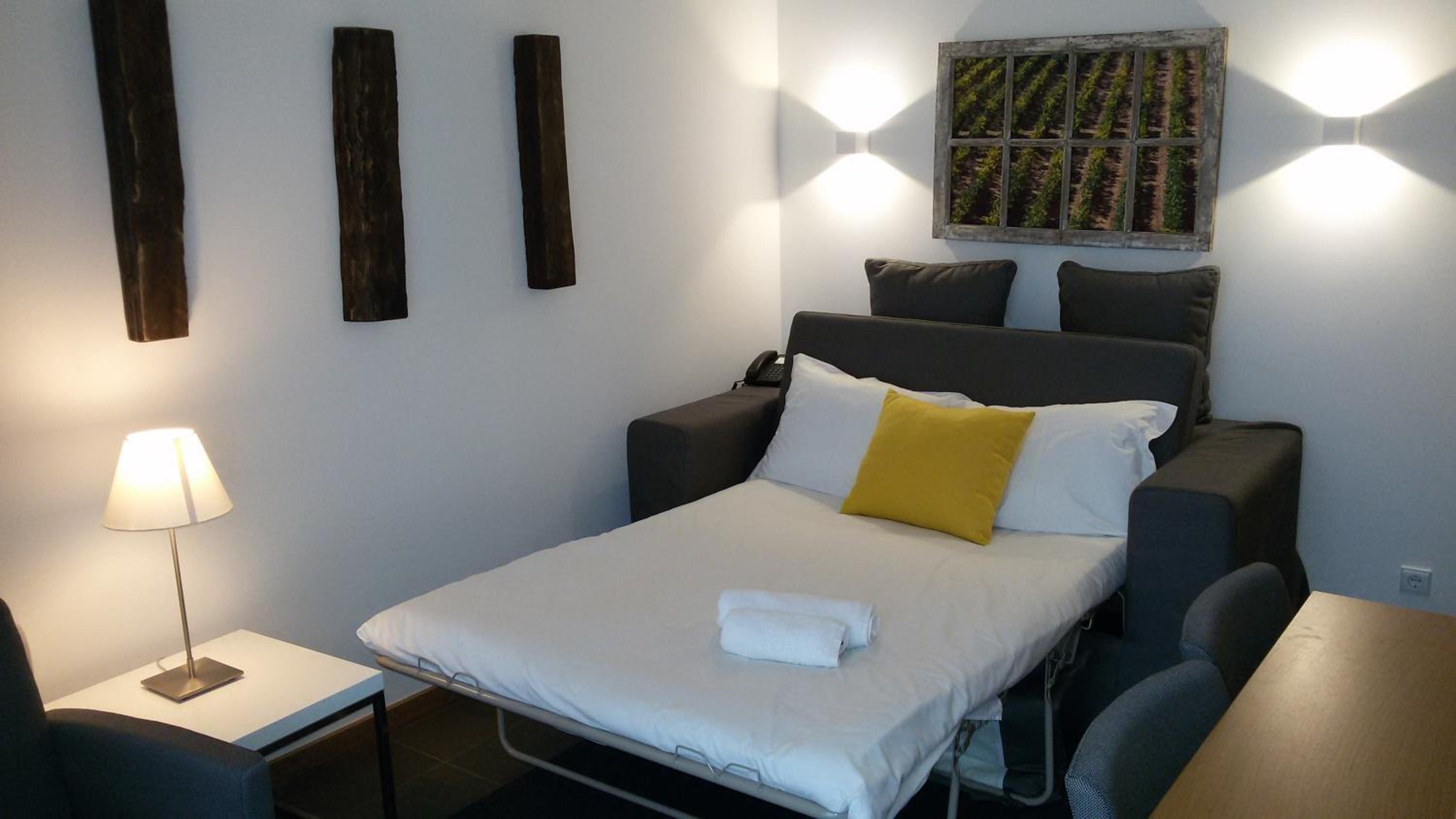 One-Bedroom House photo 2