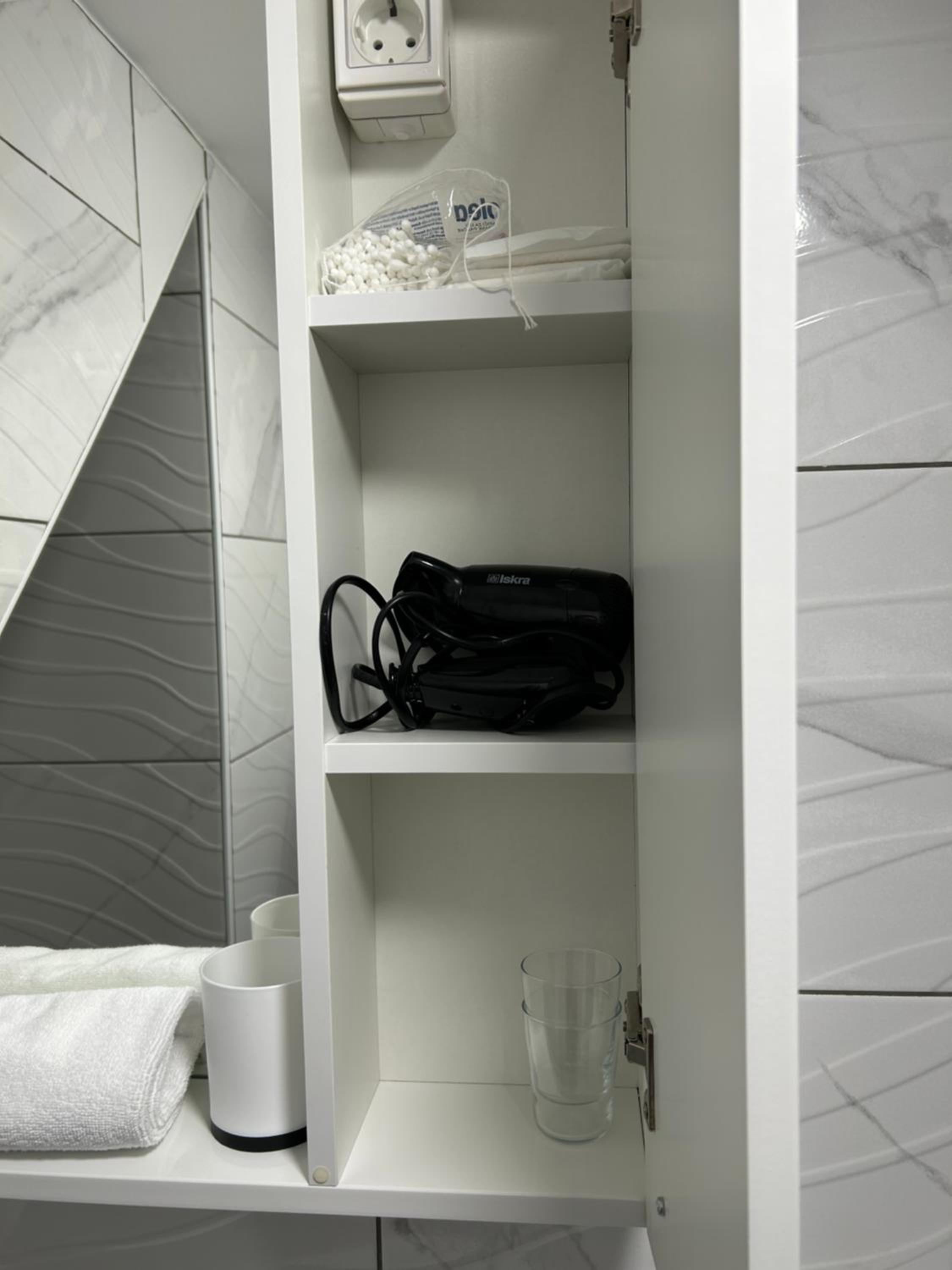 Small Double or Twin Room photo 3