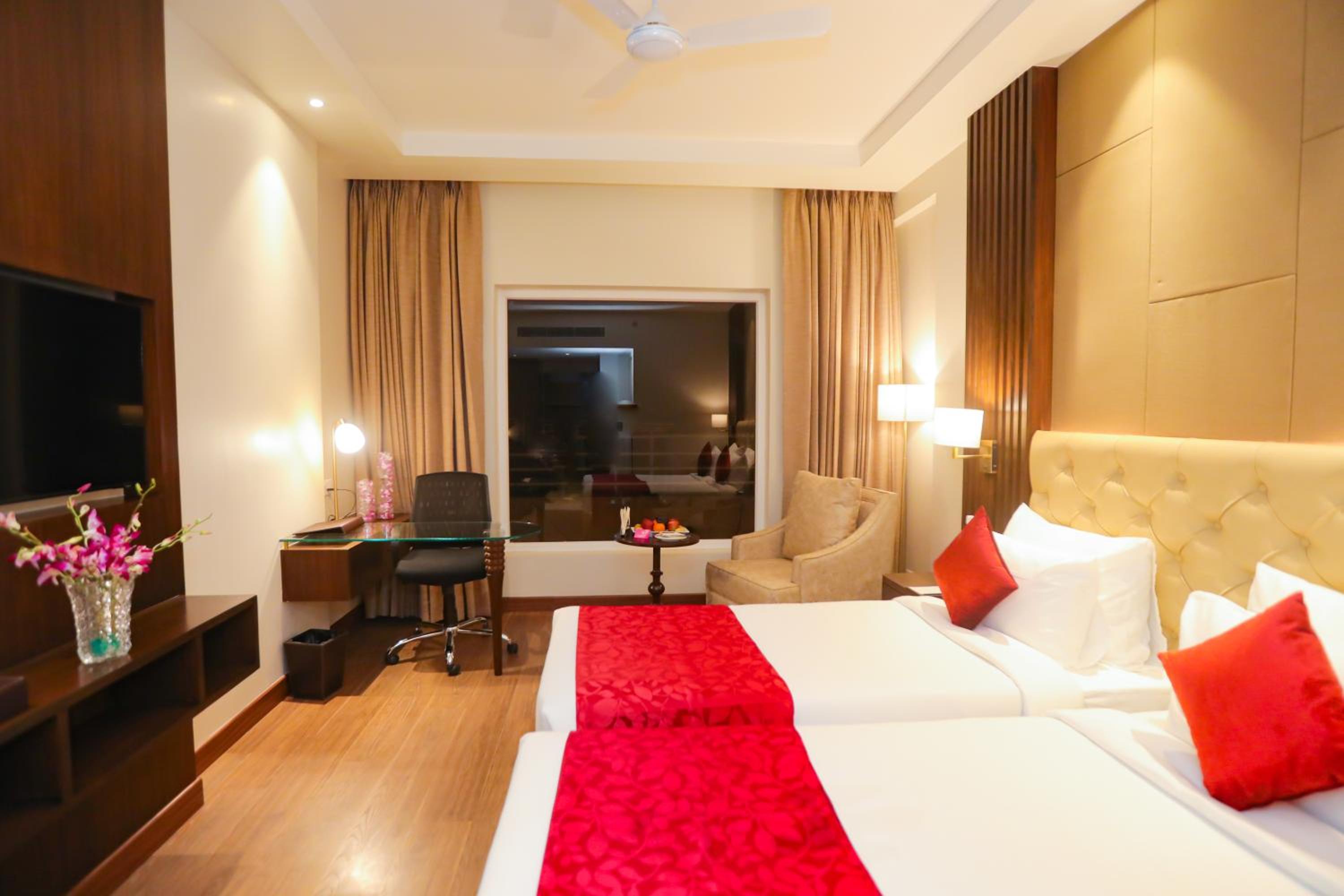 Executive Twin Room - Photo 4