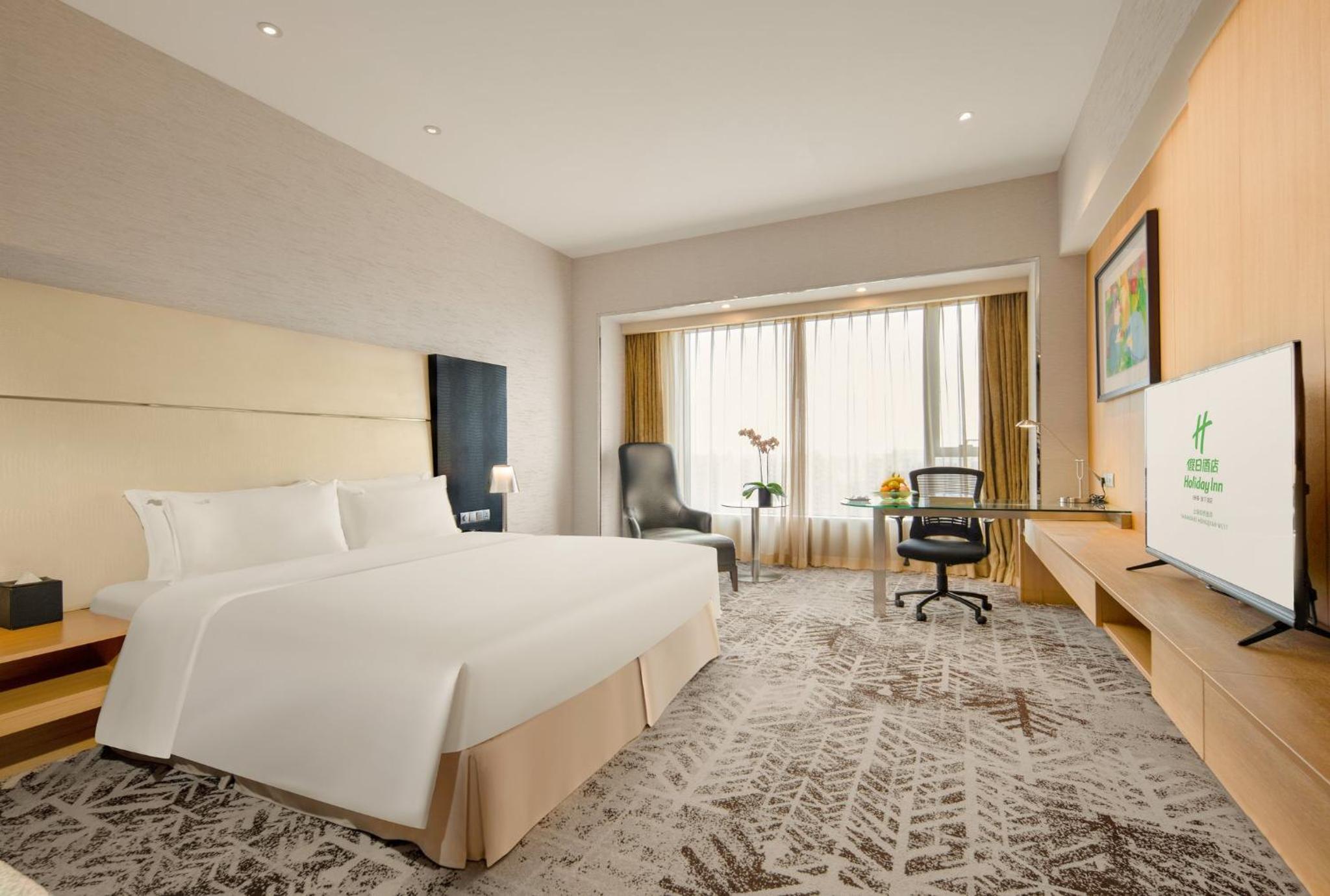 Standard King Room photo 3