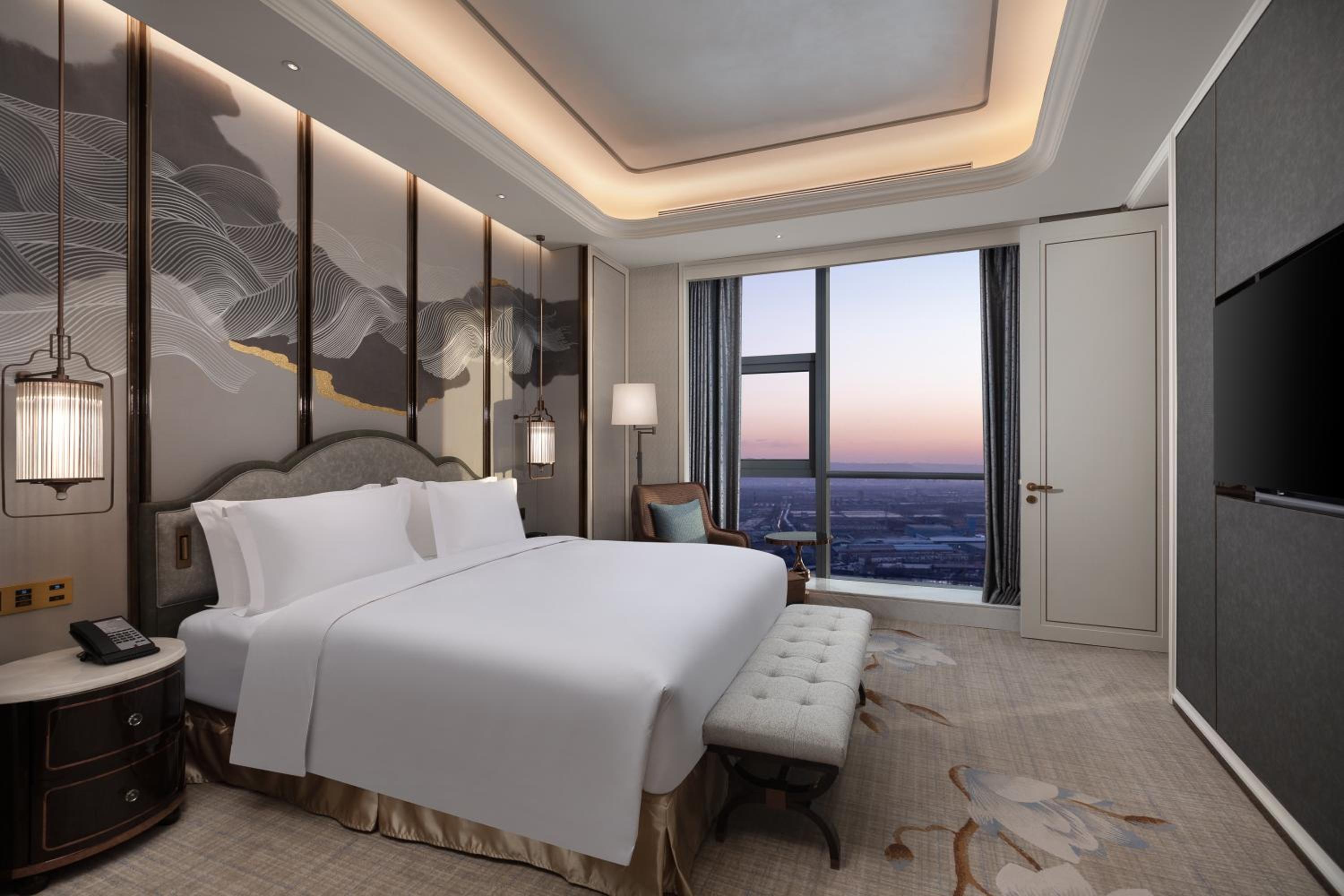 Family Imperial Suite - Photo 1