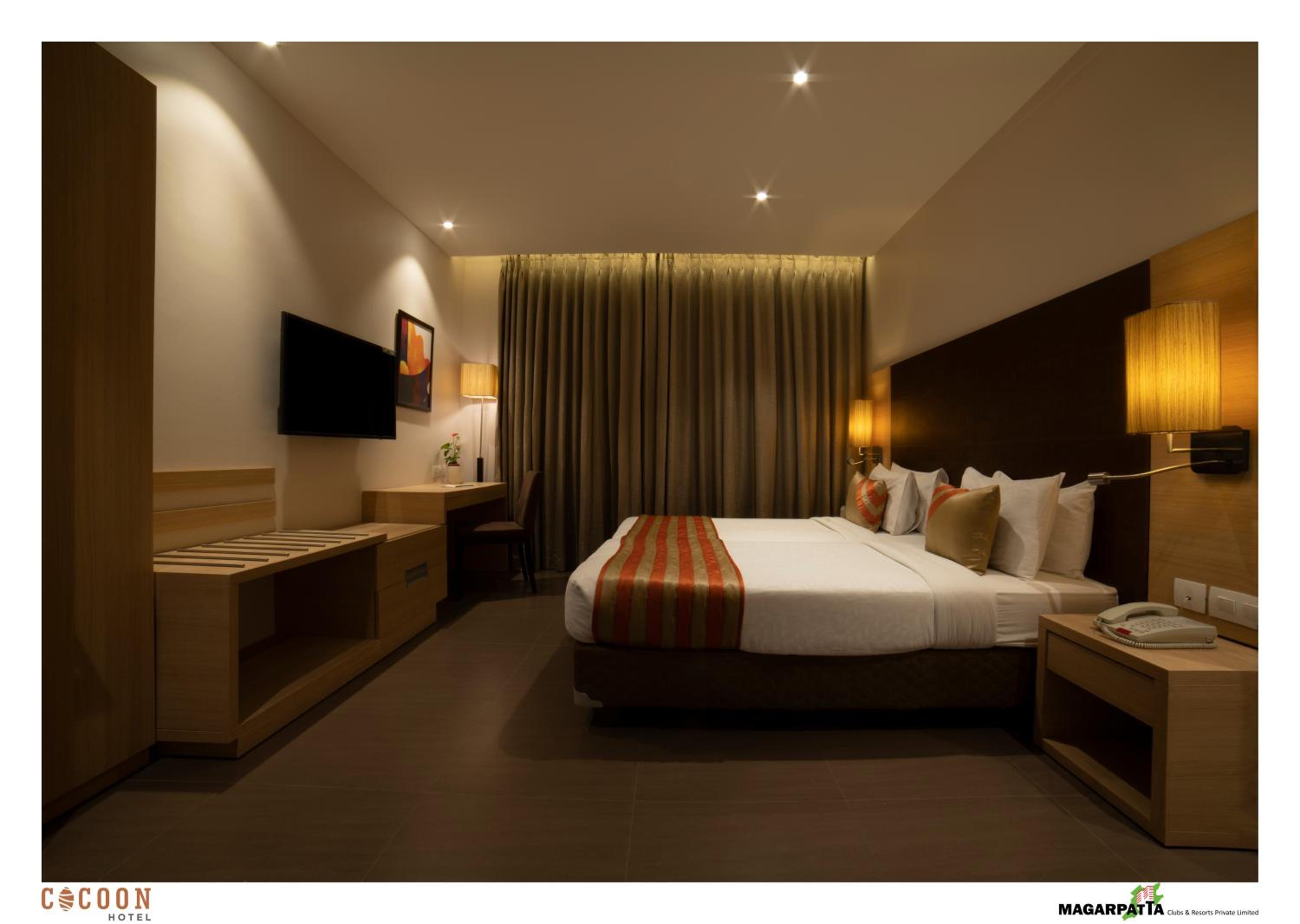 Premium Suite room with Balcony - Photo 3