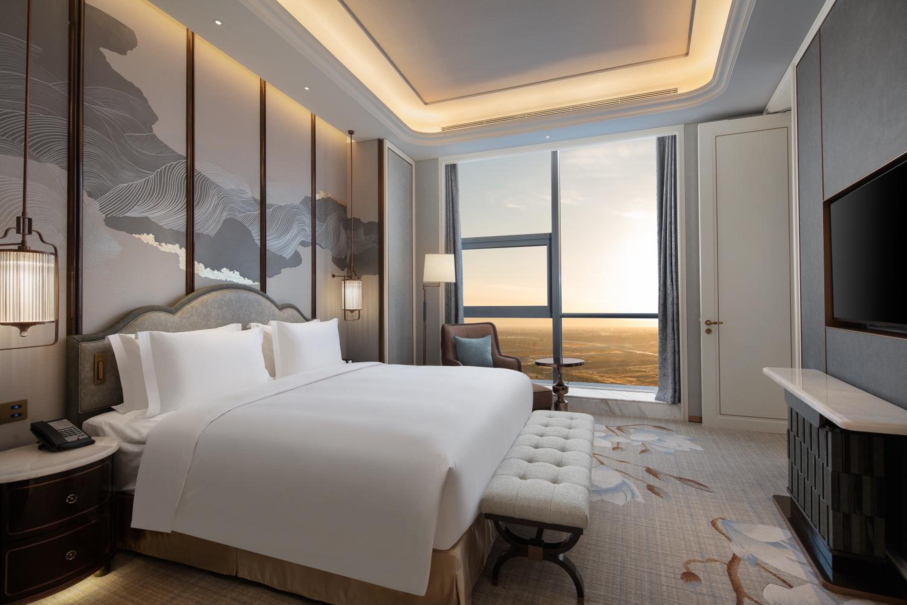 Family Superior Suite - Photo 5