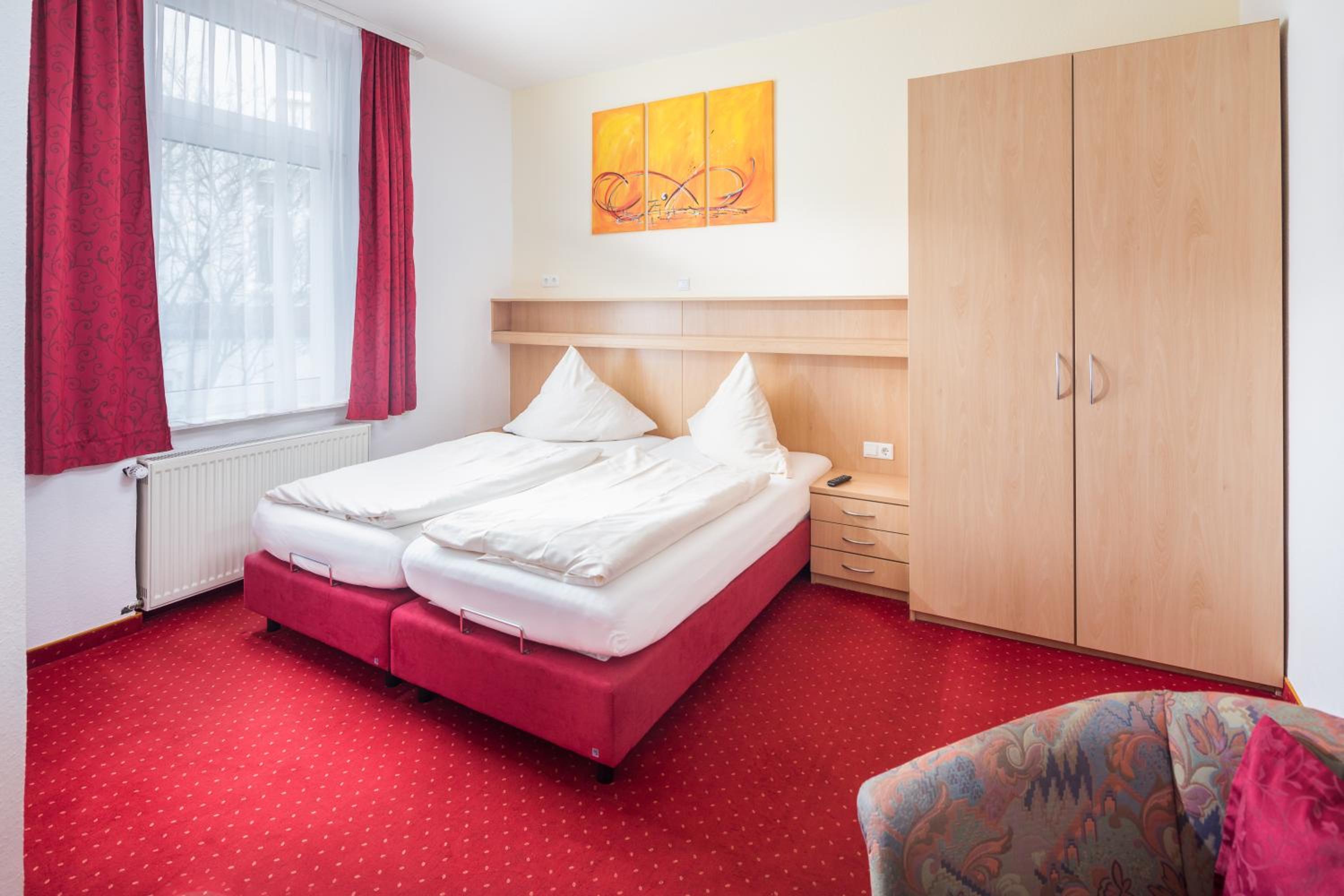 Standard Double Room photo 3