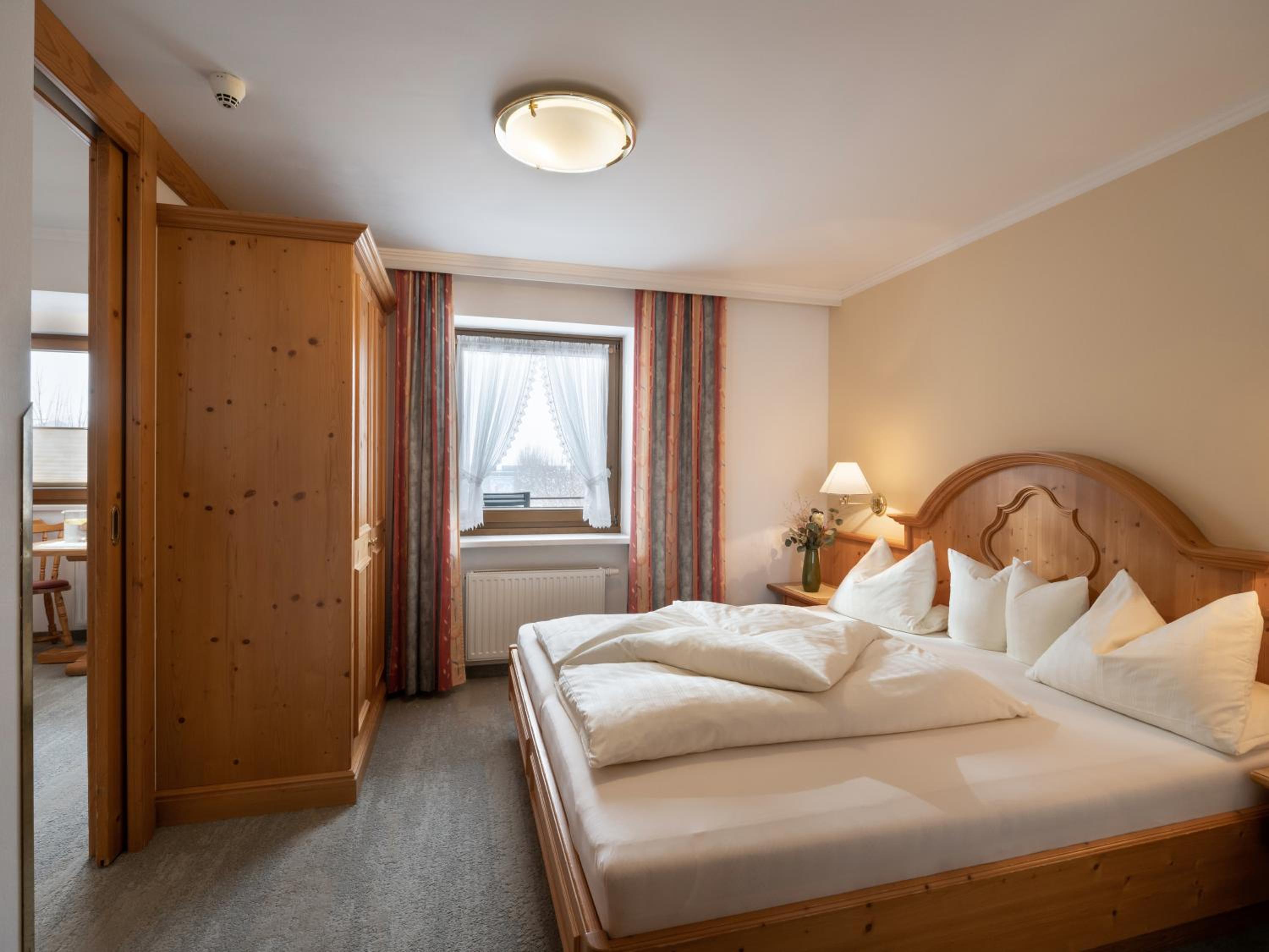 Double or Twin Room with Balcony photo 1