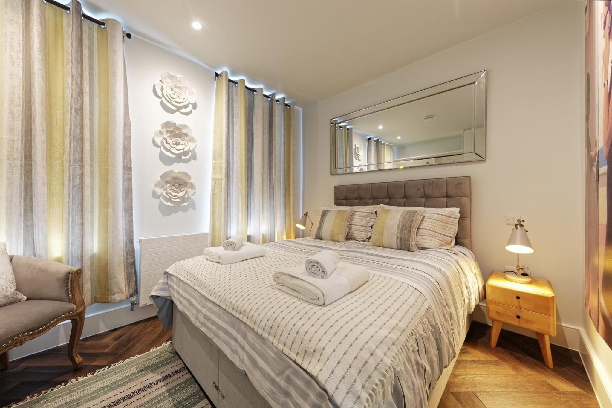 Four-Bedroom House photo 1