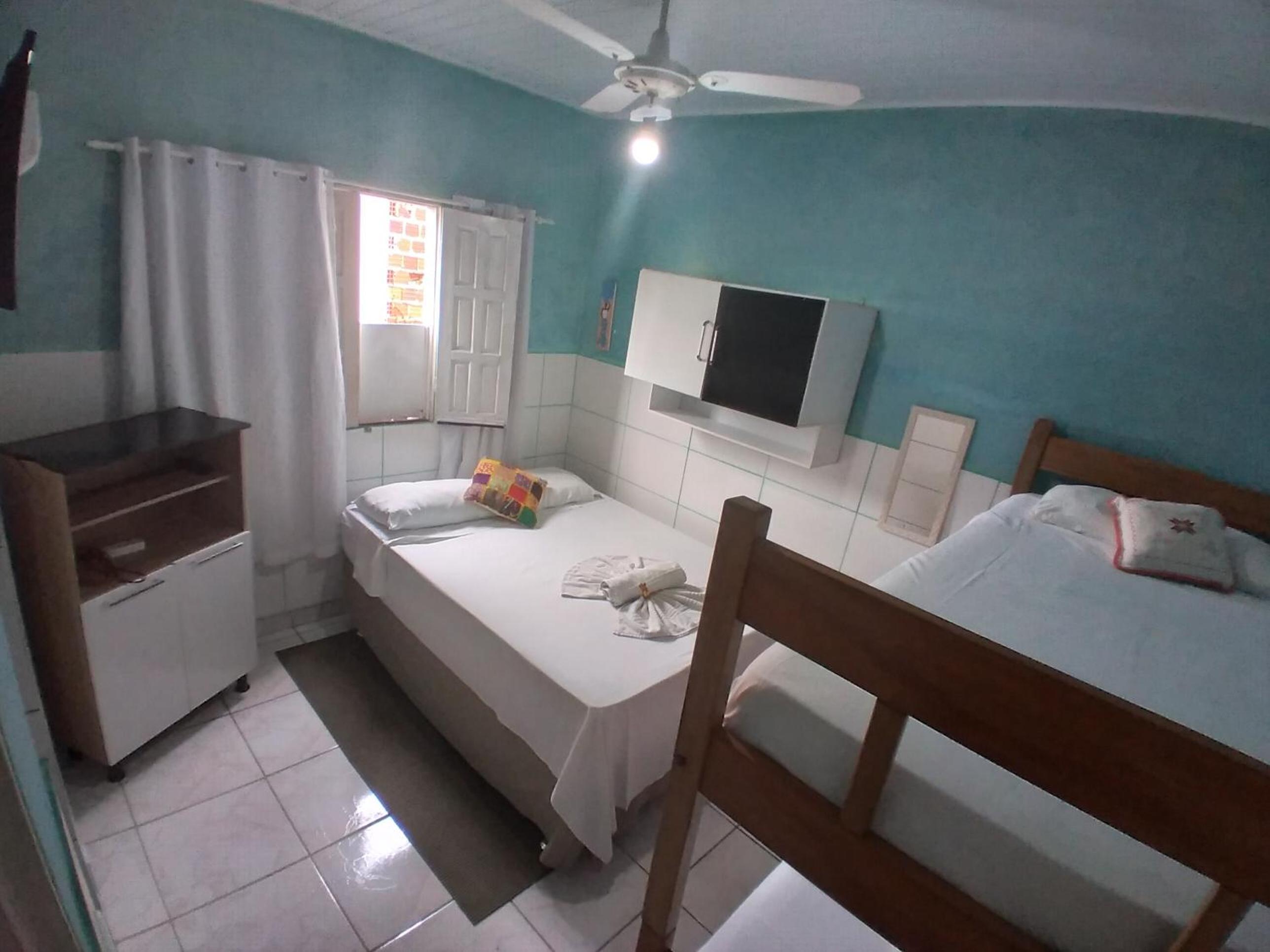 Quadruple Room with Private Bathroom photo 1