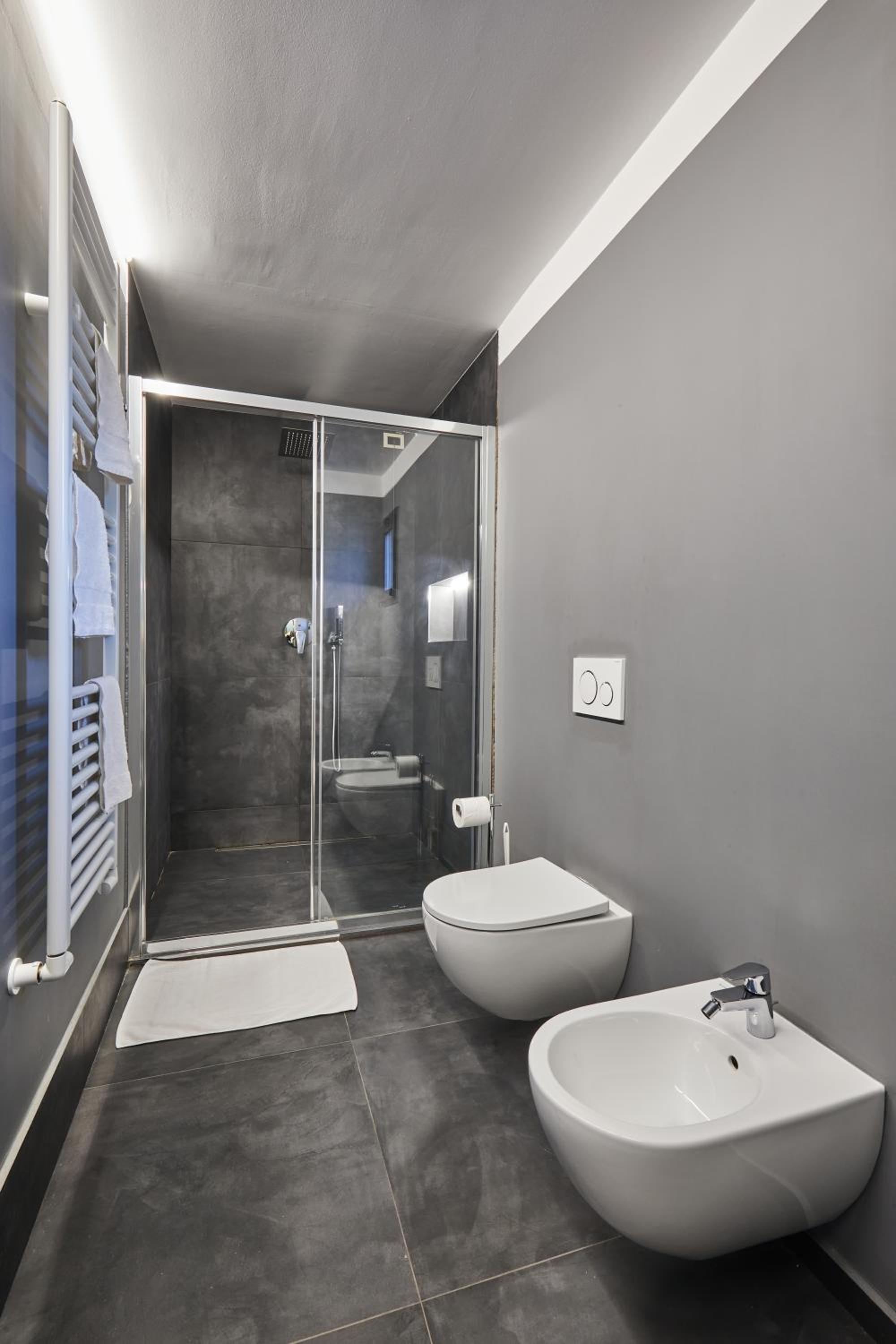 Deluxe Triple Room photo 3