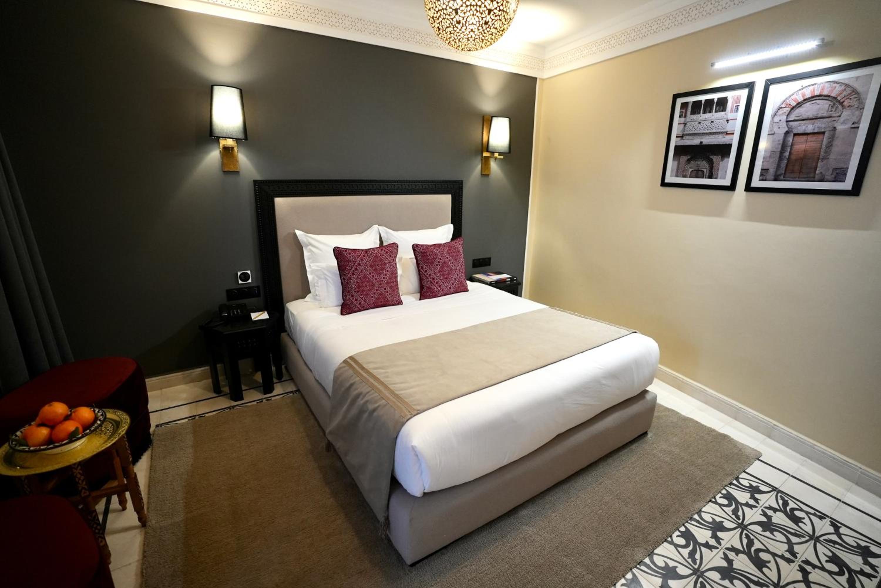 Double Room - Photo 6